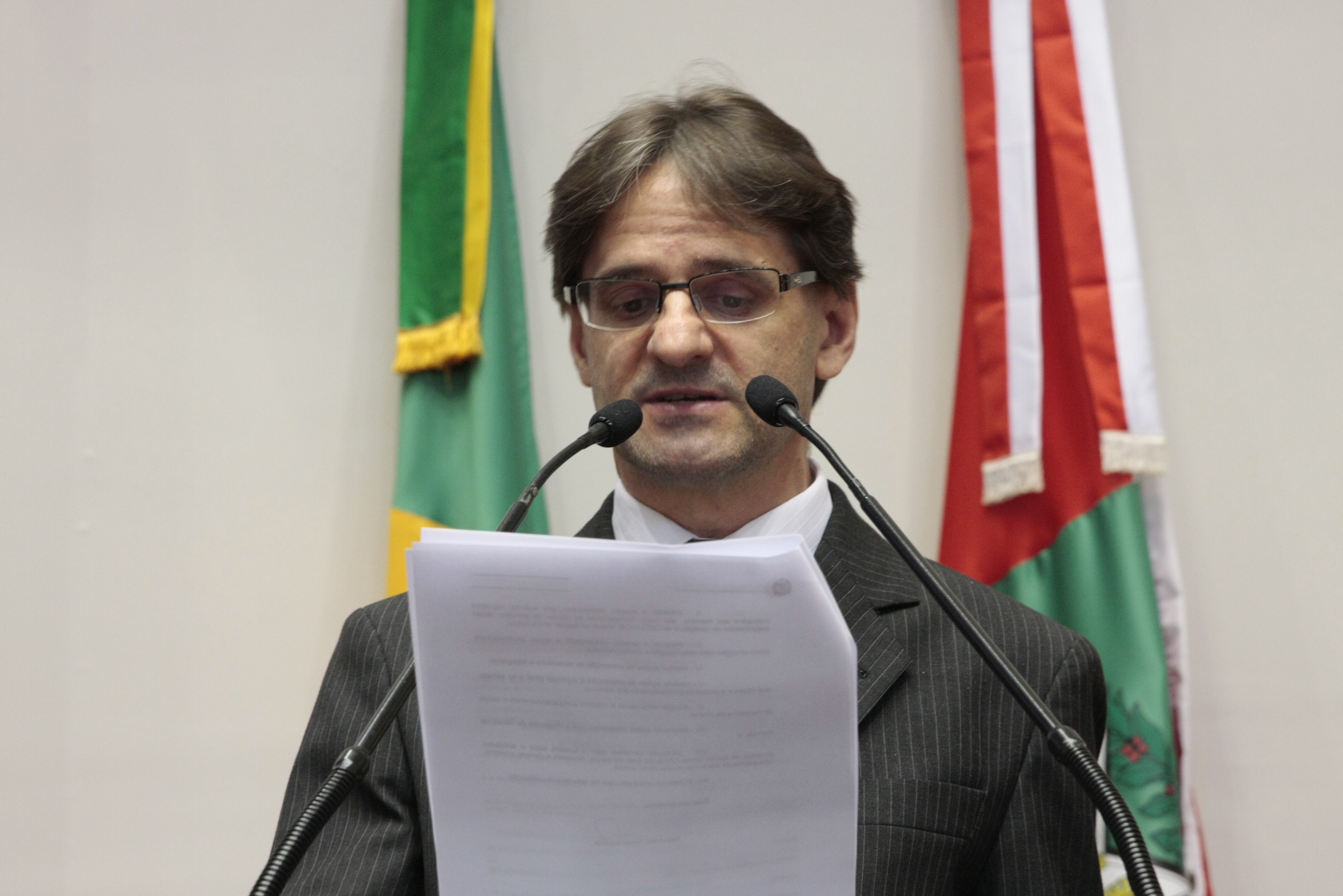 Dep. Neodi Saretta. Sessão Ordinária - Plenário Deputado Osni Régis. Foto: Eduardo Guedes de Oliveira/AgênciaAL