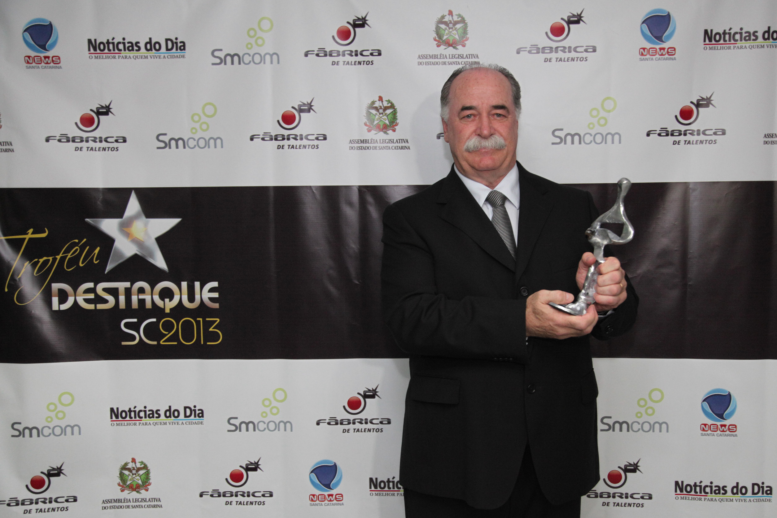 Troféu Destaque Santa Catarina - Deputado Romildo Titon (PMDB)