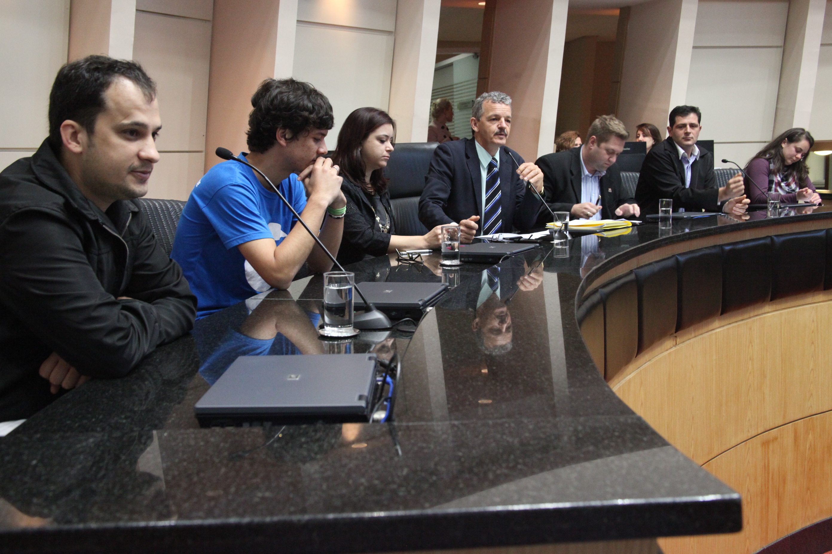 Comissão de Direitos Humanos promove audiência pública para debater o Estatuto Nacional da Juventude. Foto: Fábio Queiroz/Agência AL