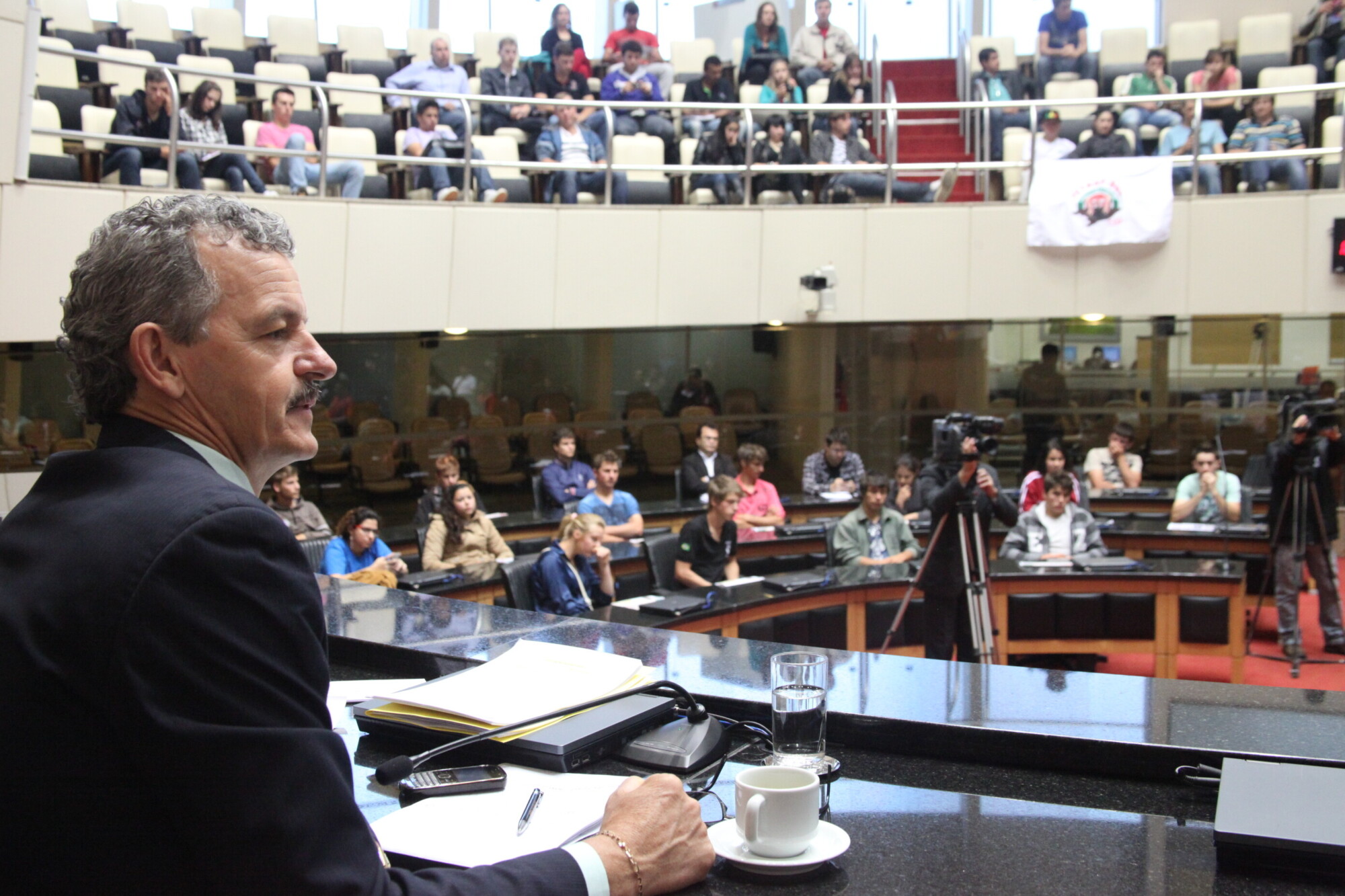 Comissão promove debate sobre Estatuto da Juventude