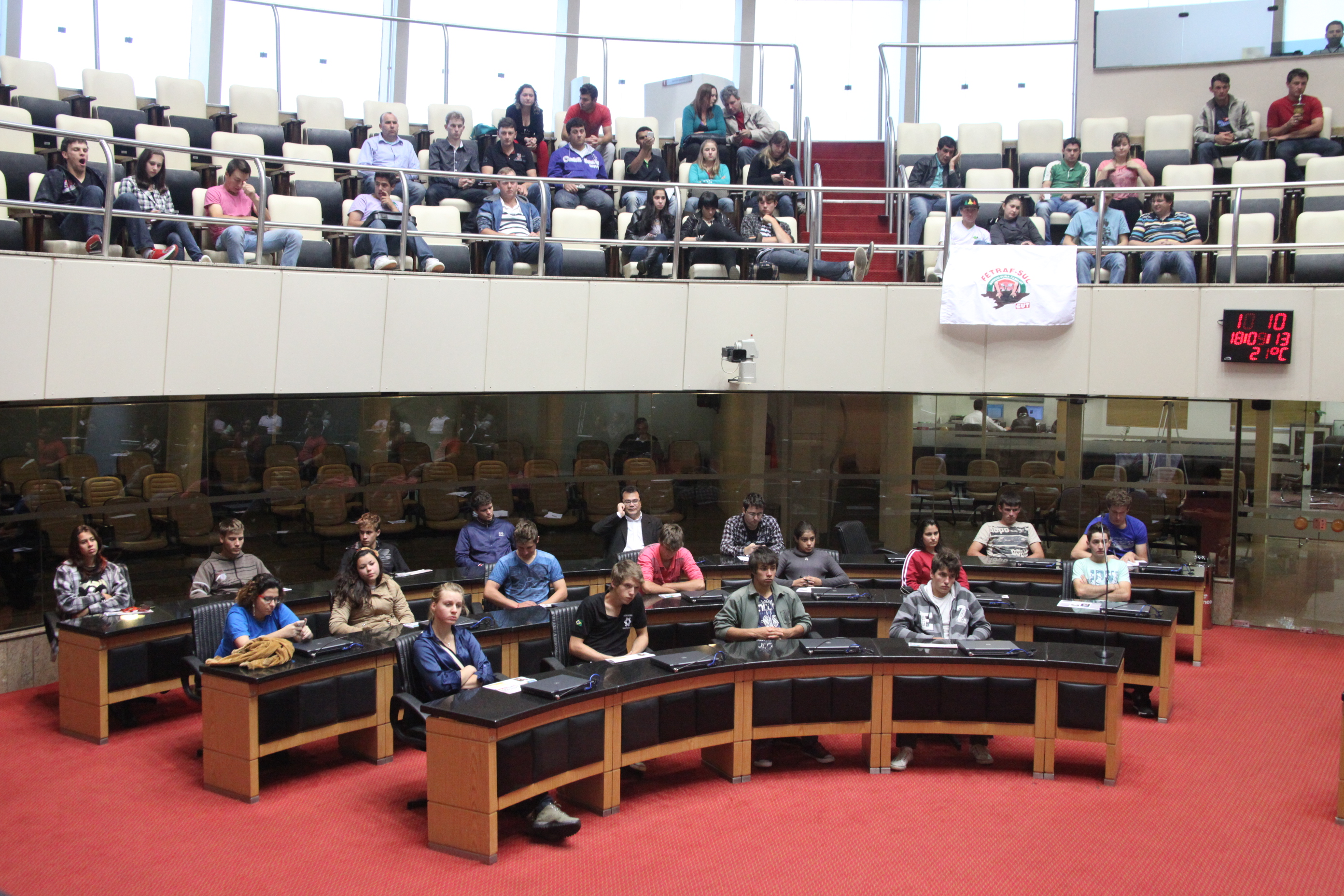 Comissão de Direitos Humanos promove audiência pública para debater o Estatuto Nacional da Juventude. Foto: Fábio Queiroz/Agência AL