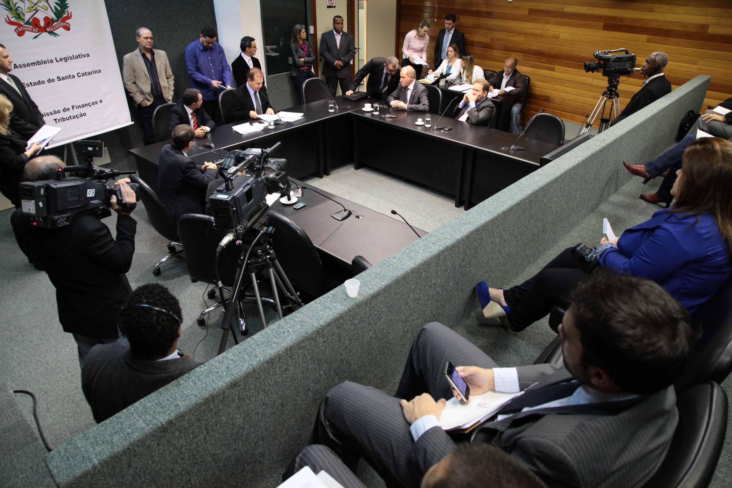 Reunião da Comissão de Finanças e Tributação. Foto: Miriam Zomer/ Agência AL