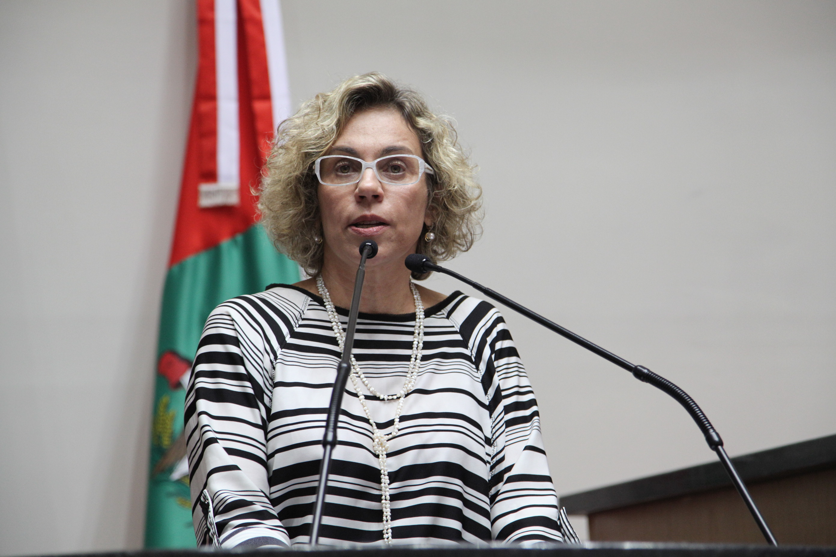 Sessão Plenária - Deputada Ana Paula Lima - Foto Solon Soares / Agência AL
