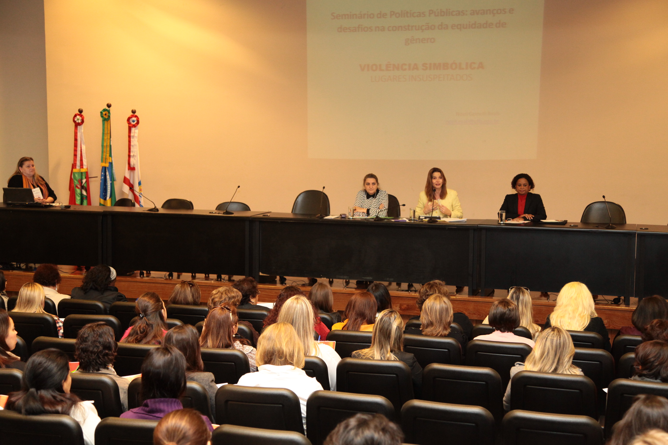 Seminário sobre Violência contra a Mulher, promovido pela Bancada Feminina da Alesc. Foto: Miriam Zomer/ Agência AL