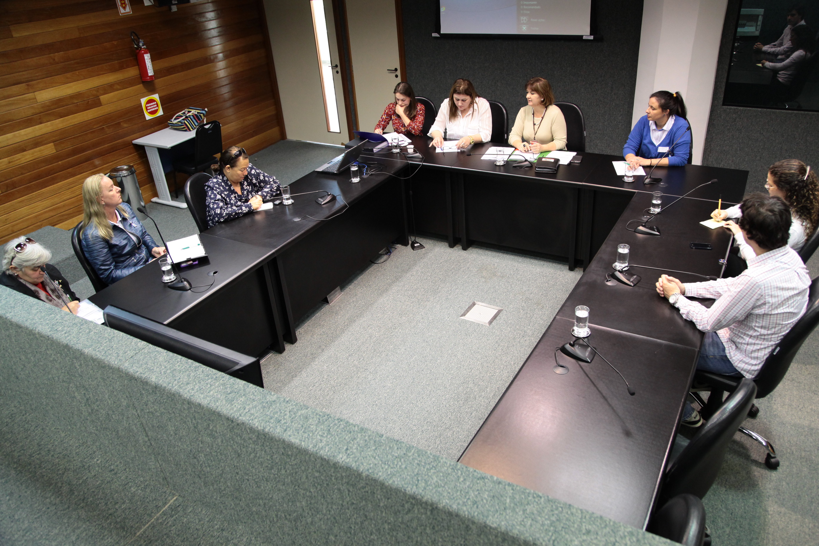 Reunião do Estatuto da Federação das AMAS de Santa Catarina. Foto: Miriam Zomer/Agência AL