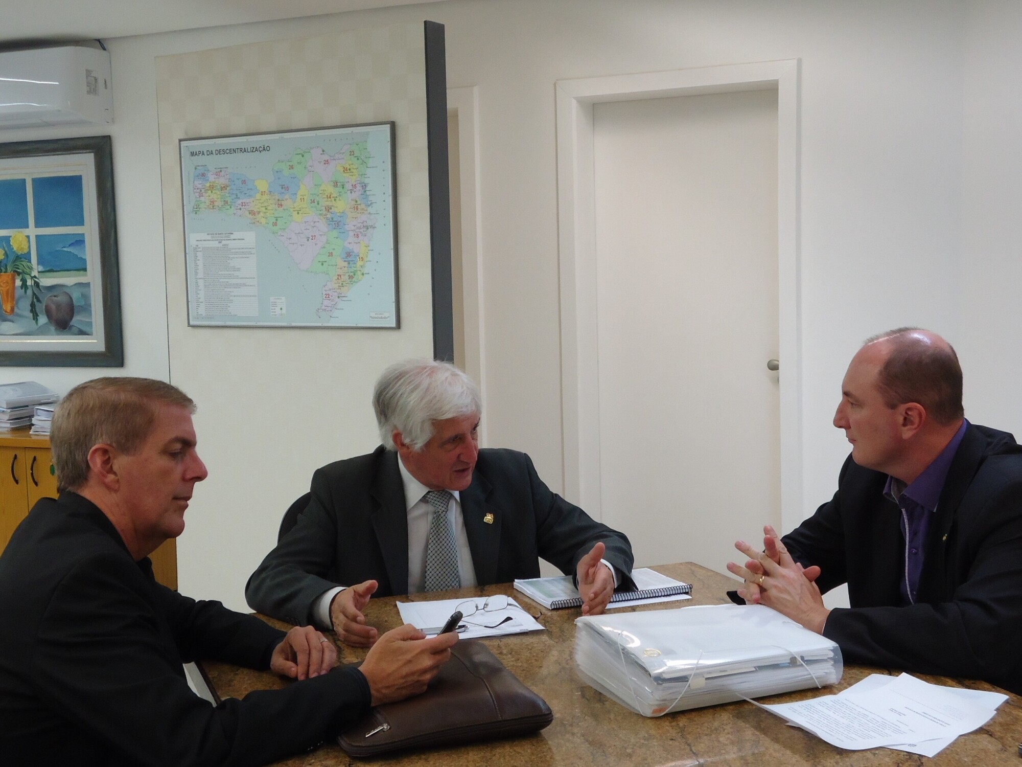 Mauro solicita atualizações das divisas municipais