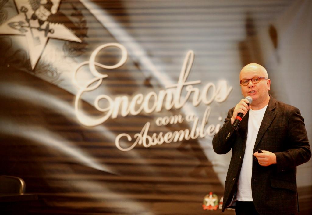 Encontros com a Assembleia   Palestra Redes Sociais com Marcelo Tas