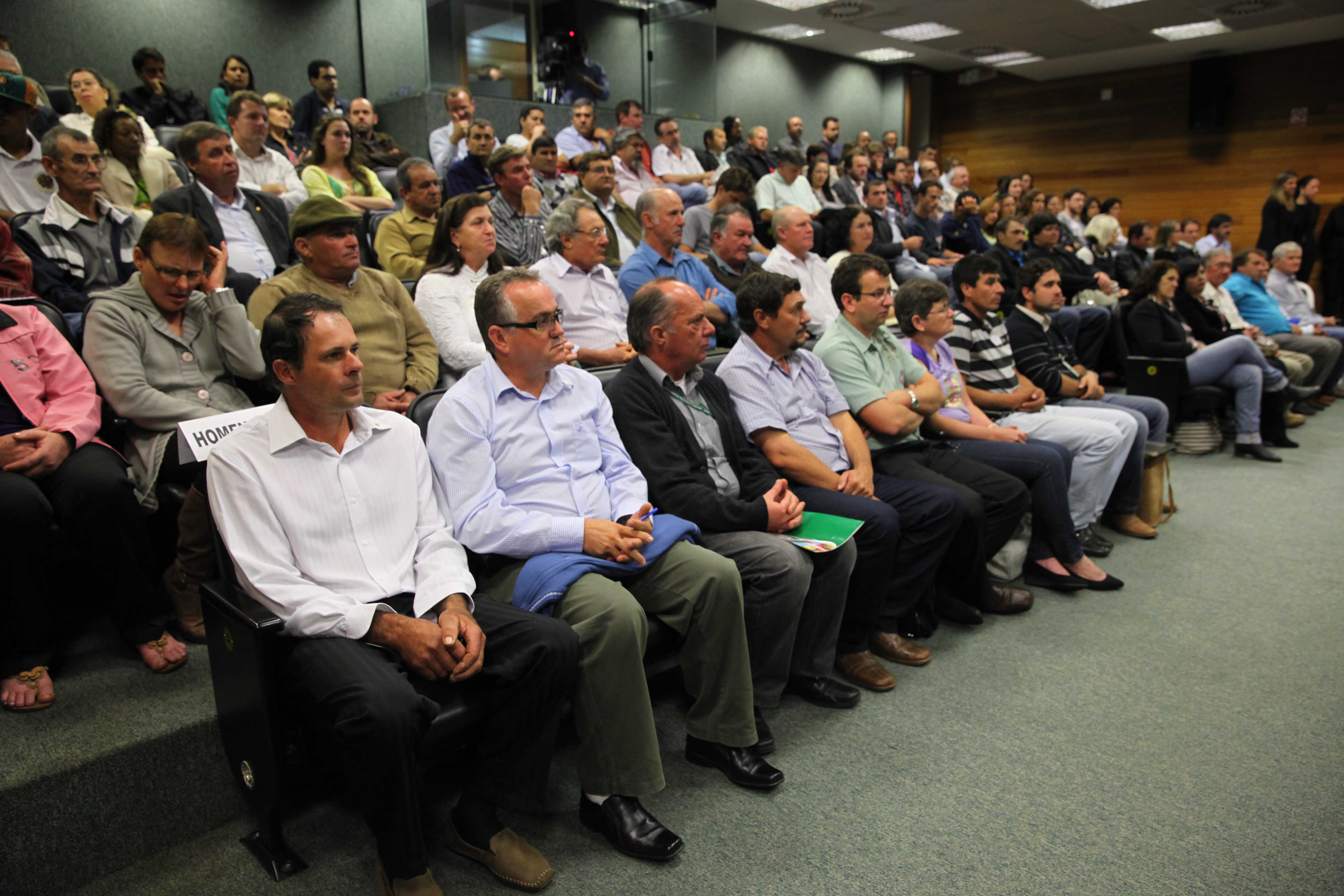 Ato Parlamentar Solene sobre o reconhecimento pelo pioneirismo na produção orgânica certificada - Foto: Lucas Gabriel Diniz / Agência AL