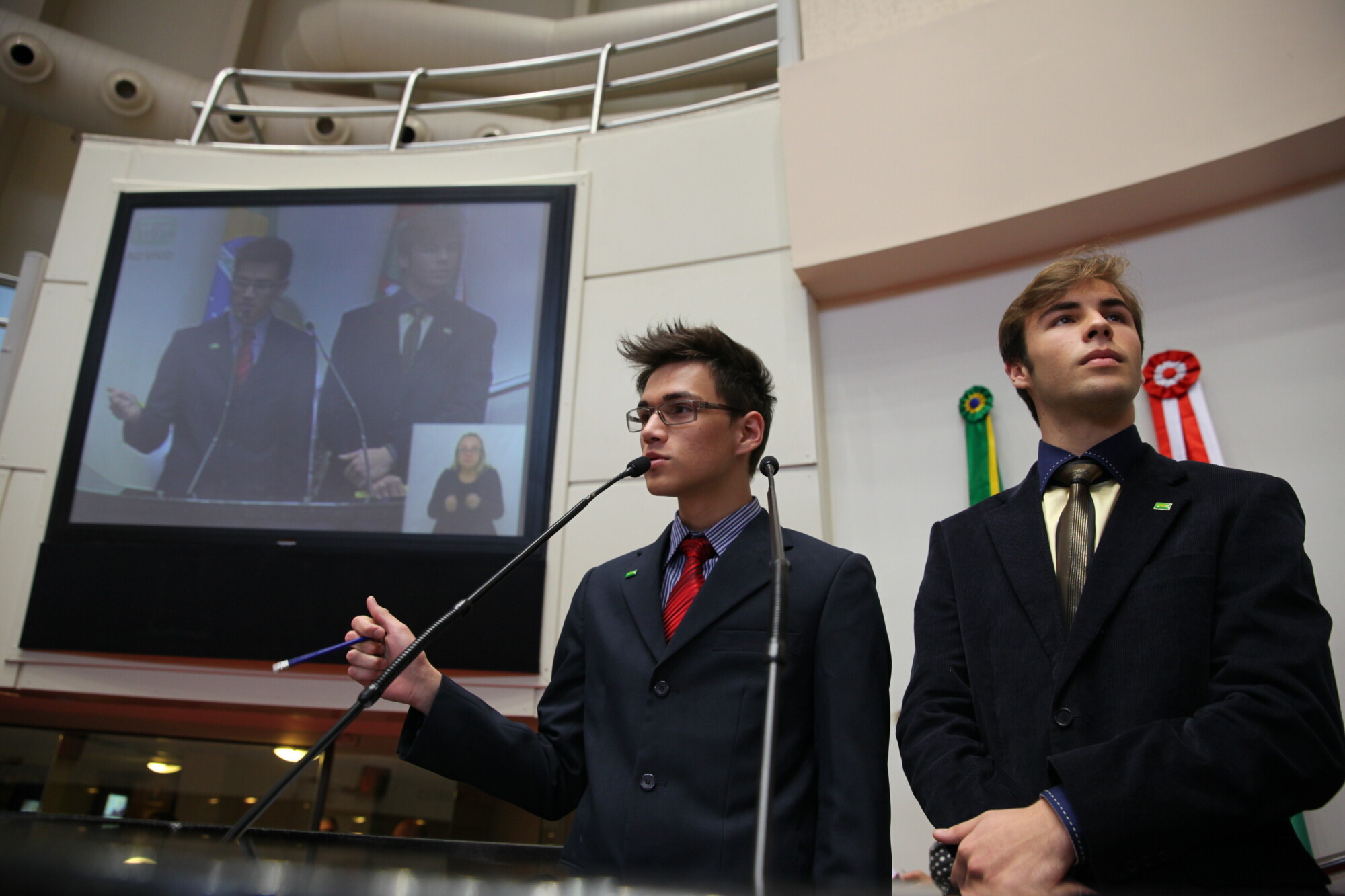 Deputados federais jovens de SC relatam experiência em Brasília
