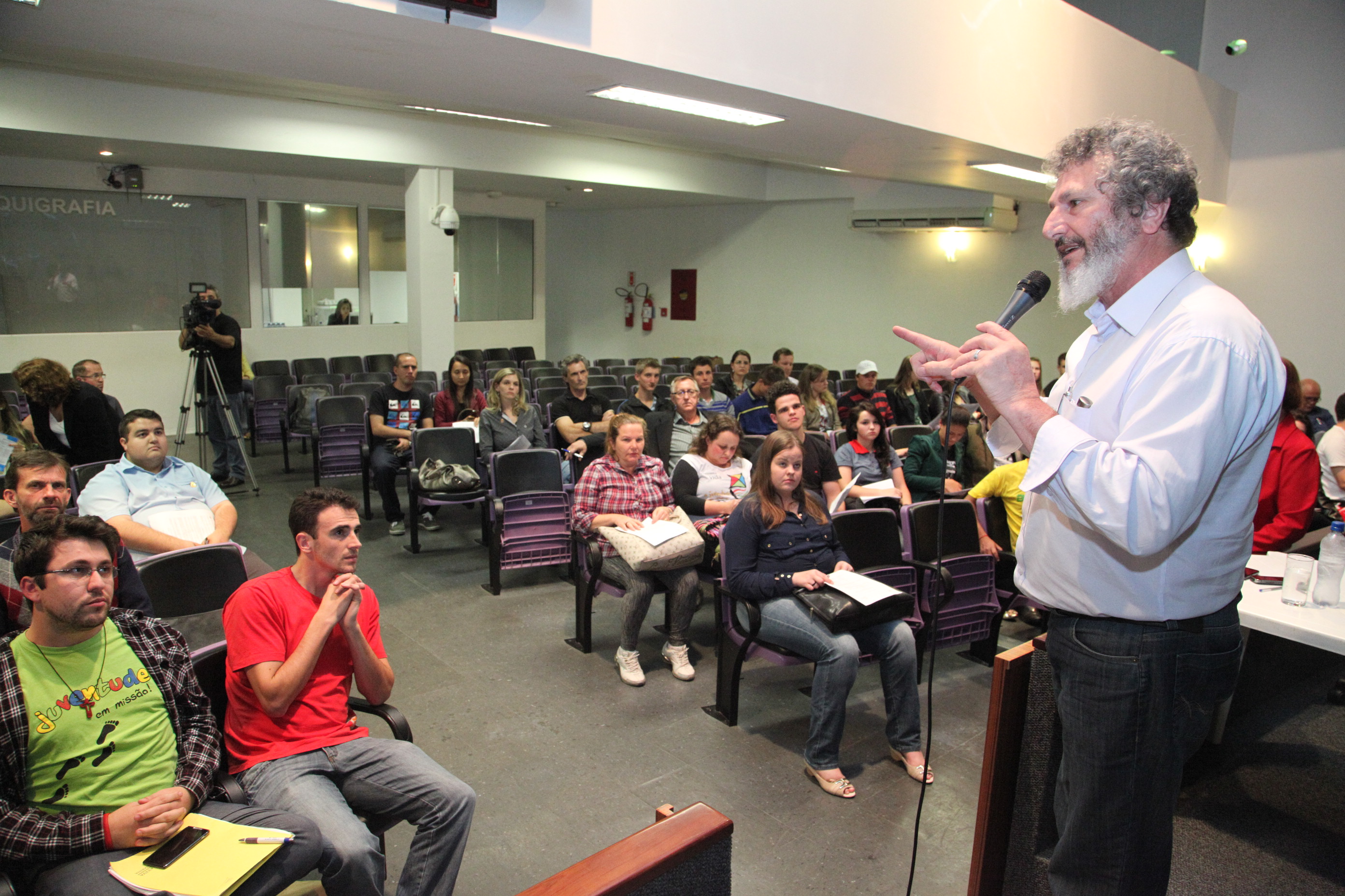 Audiência Pública - Projeto de Lei que institui o Conselho Estadual da Juventude