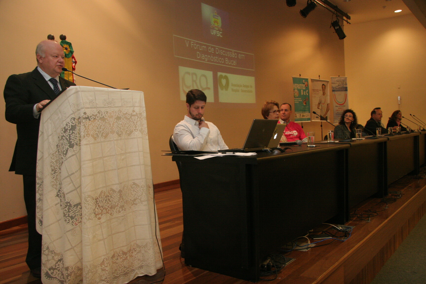 V Fórum de Discussão em Diagnóstico Bucal. Foto: Eduardo Guedes de Oliveira/Agência ALESC