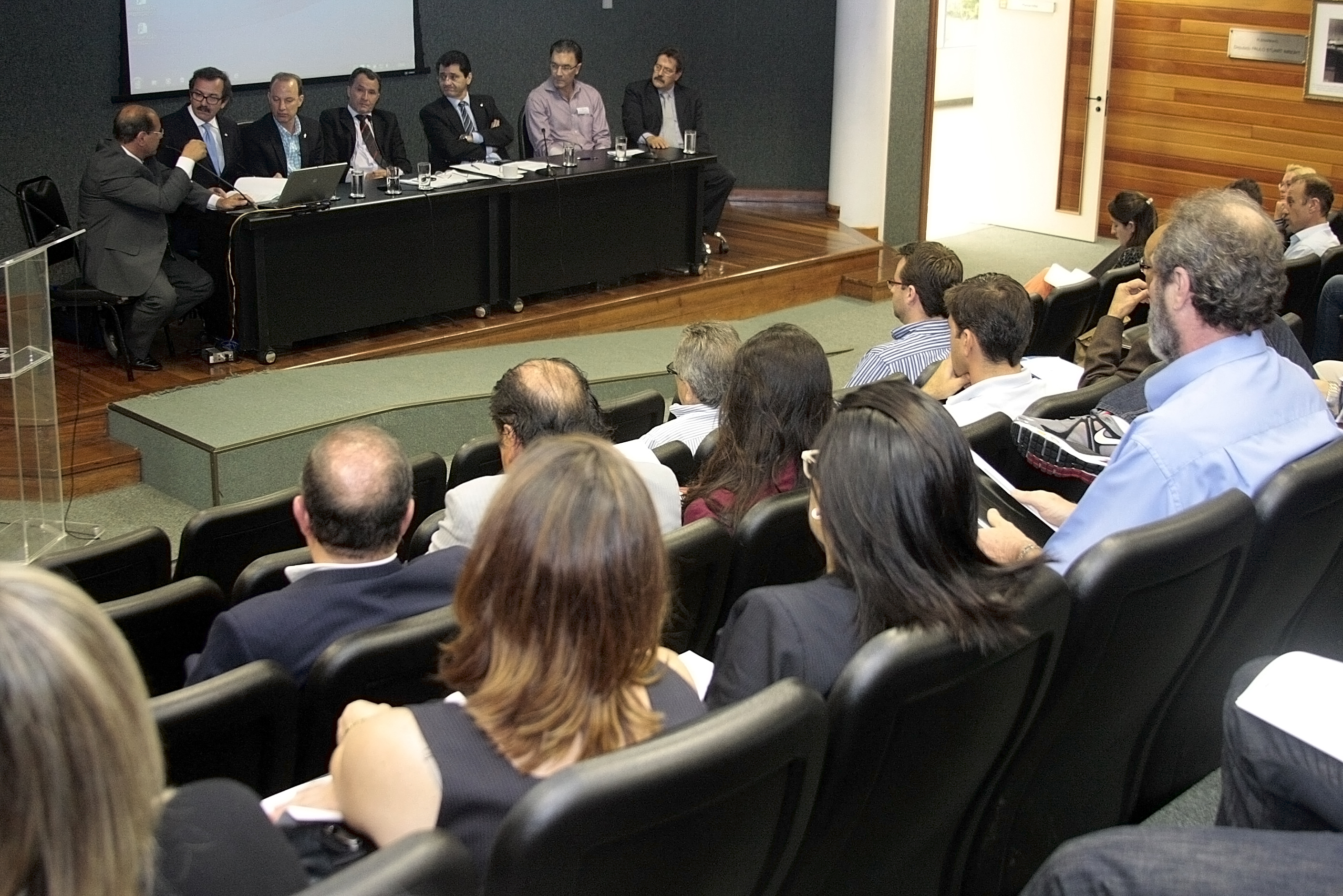 Reunião Produtos Ópticos