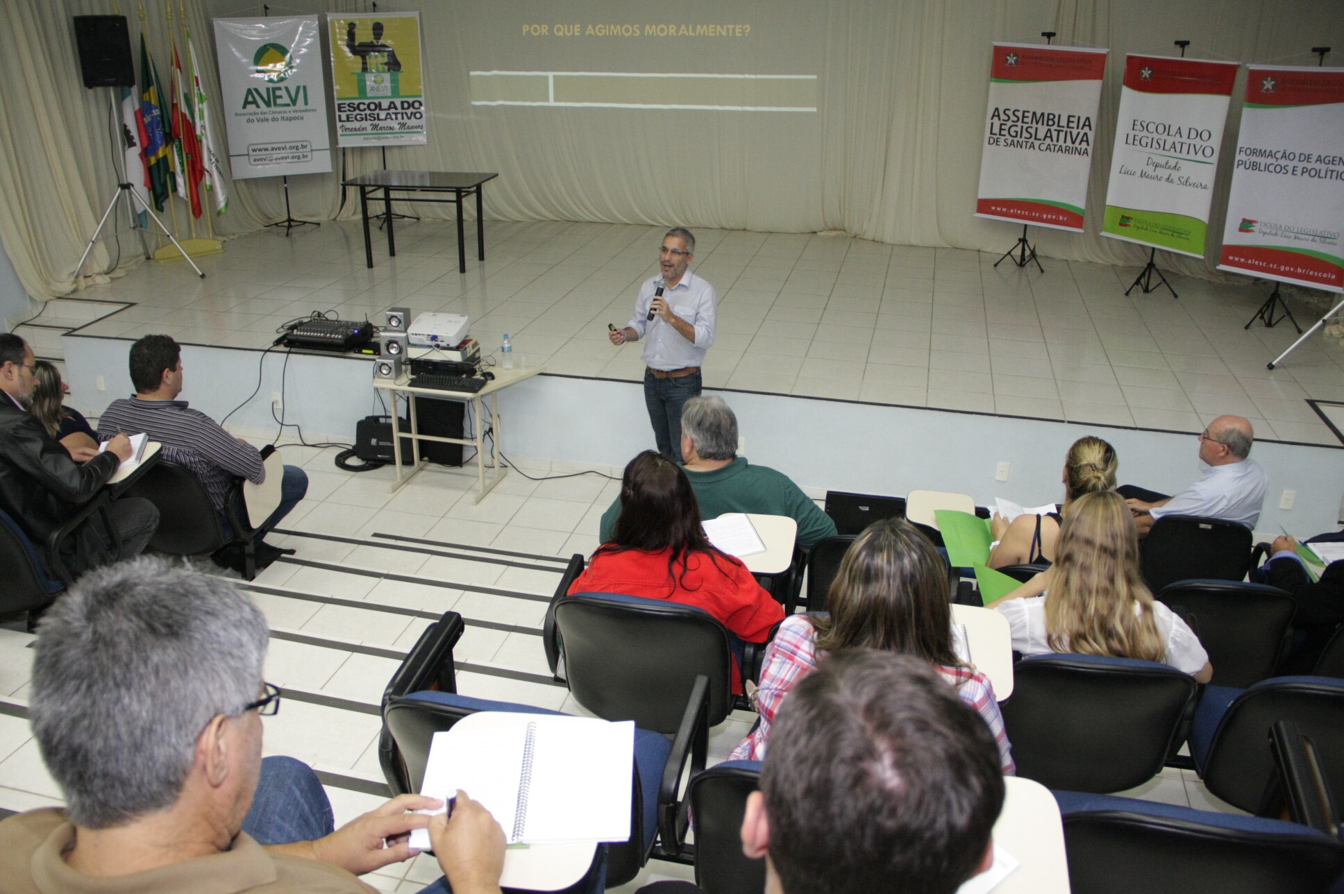 Reflexão sobre ética é tema do curso de Formação Política em Jaraguá do Sul