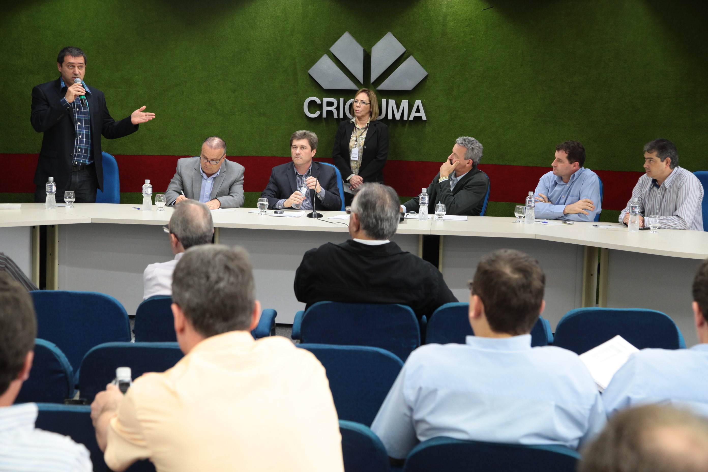 Audiência Pública sobre o ICMS ecológico - Criciúma. Palestrante Gerson Jacobs. Foto: Miriam Zomer/Agência AL