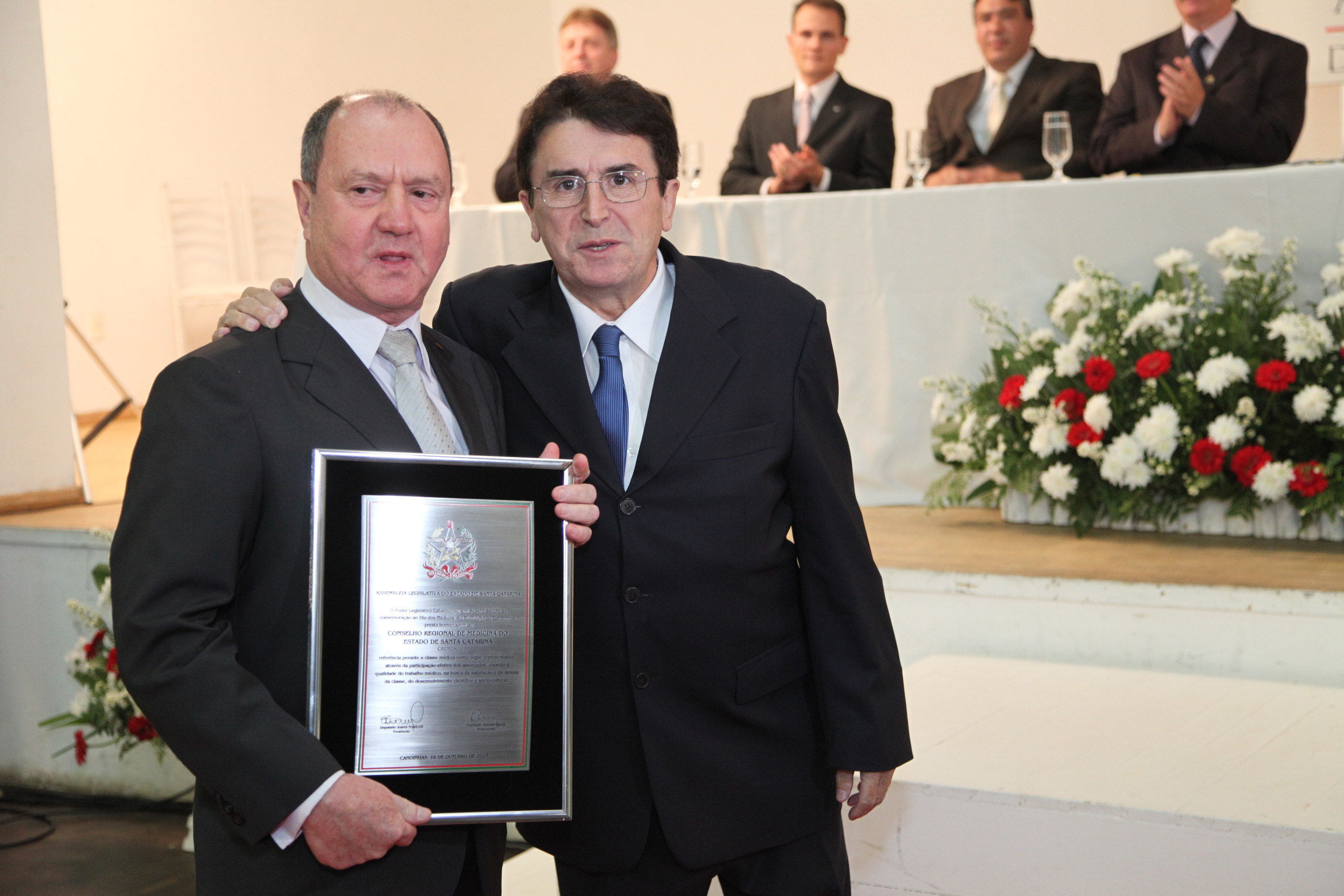 Sessão Solena em Homenagem ao Dia do Médico em Canoinhas