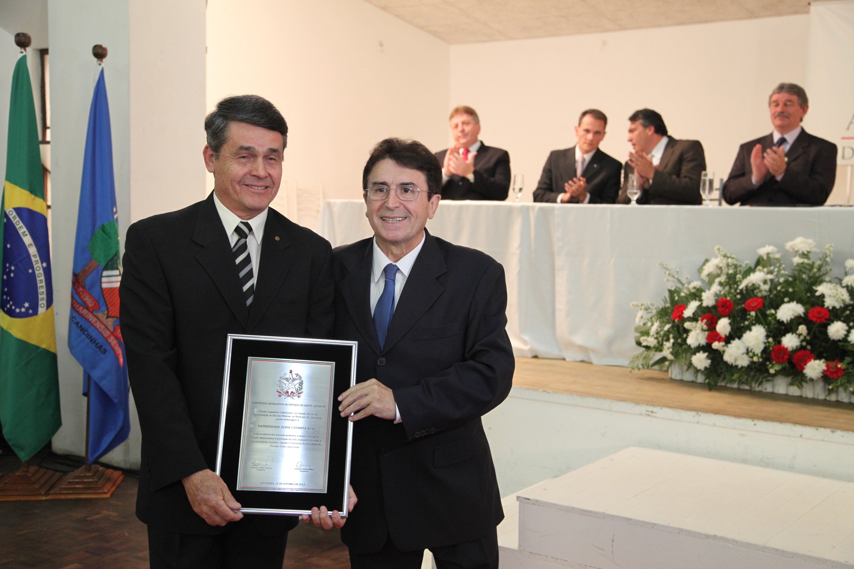 Sessão Solena em Homenagem ao Dia do Médico em Canoinhas