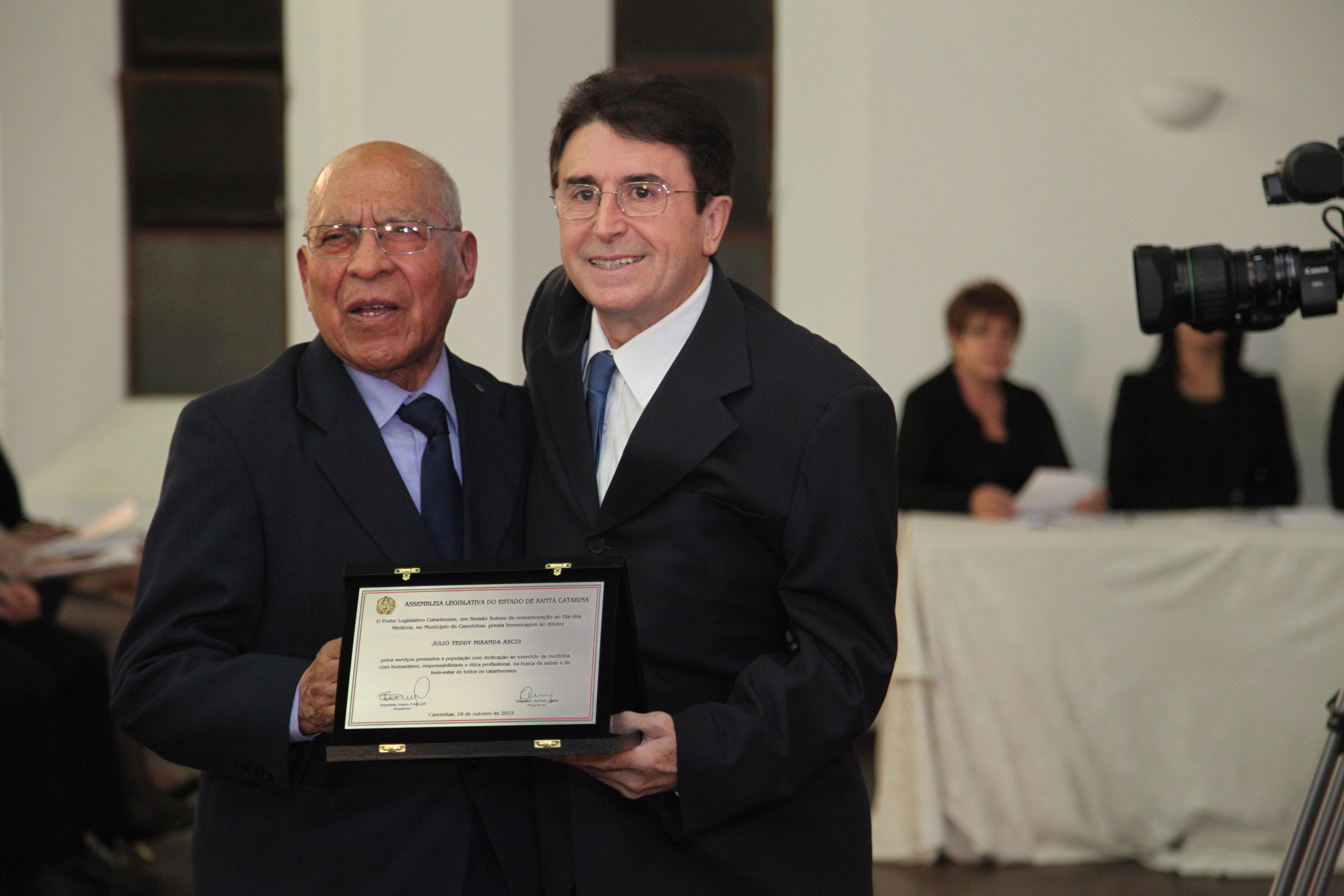 Sessão Solena em Homenagem ao Dia do Médico em Canoinhas