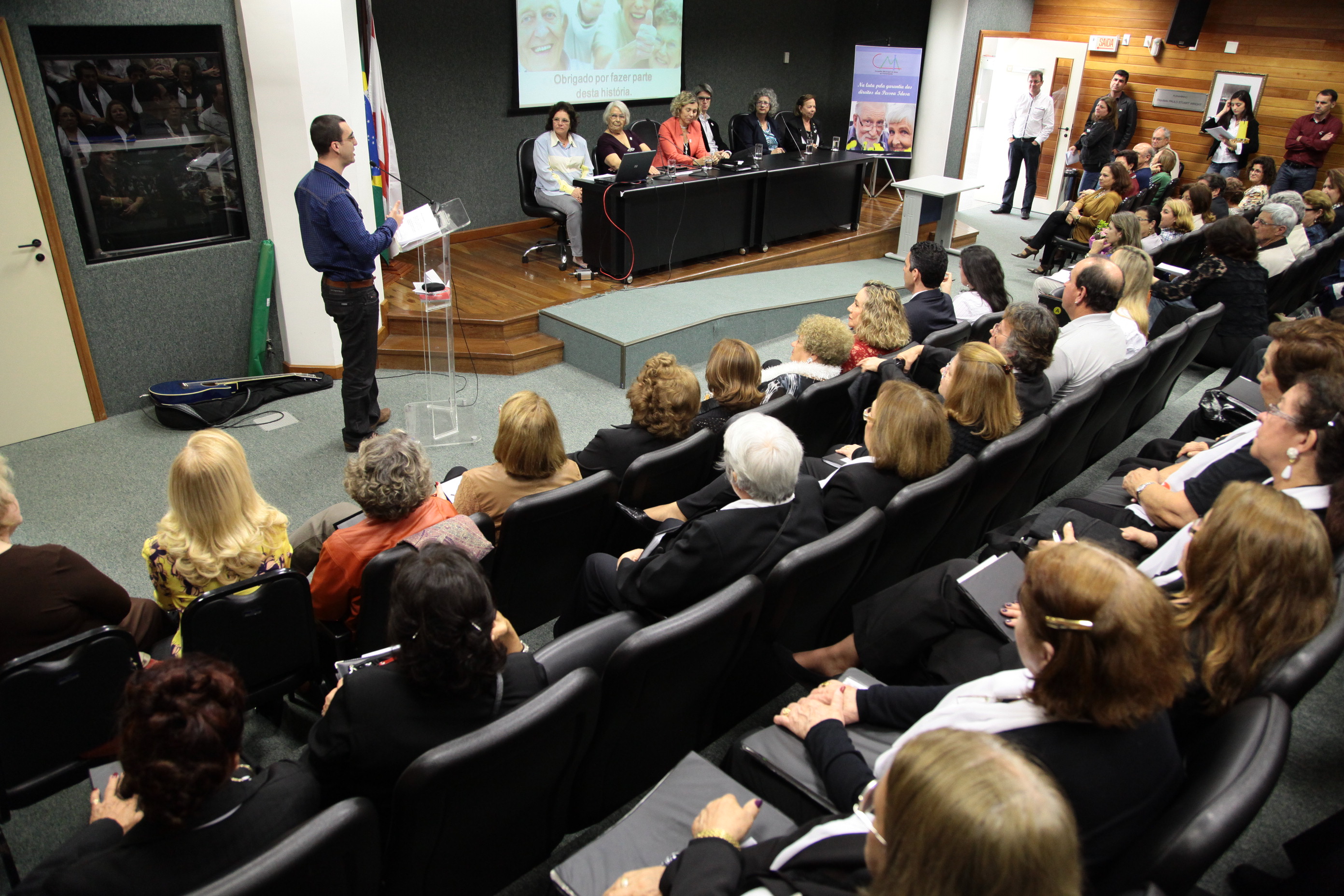 Cerimônia em homenagem dos 15 anos do Conselho Municipal do Idoso de Florianópolis. Foto: Miriam Zomer/Agência AL