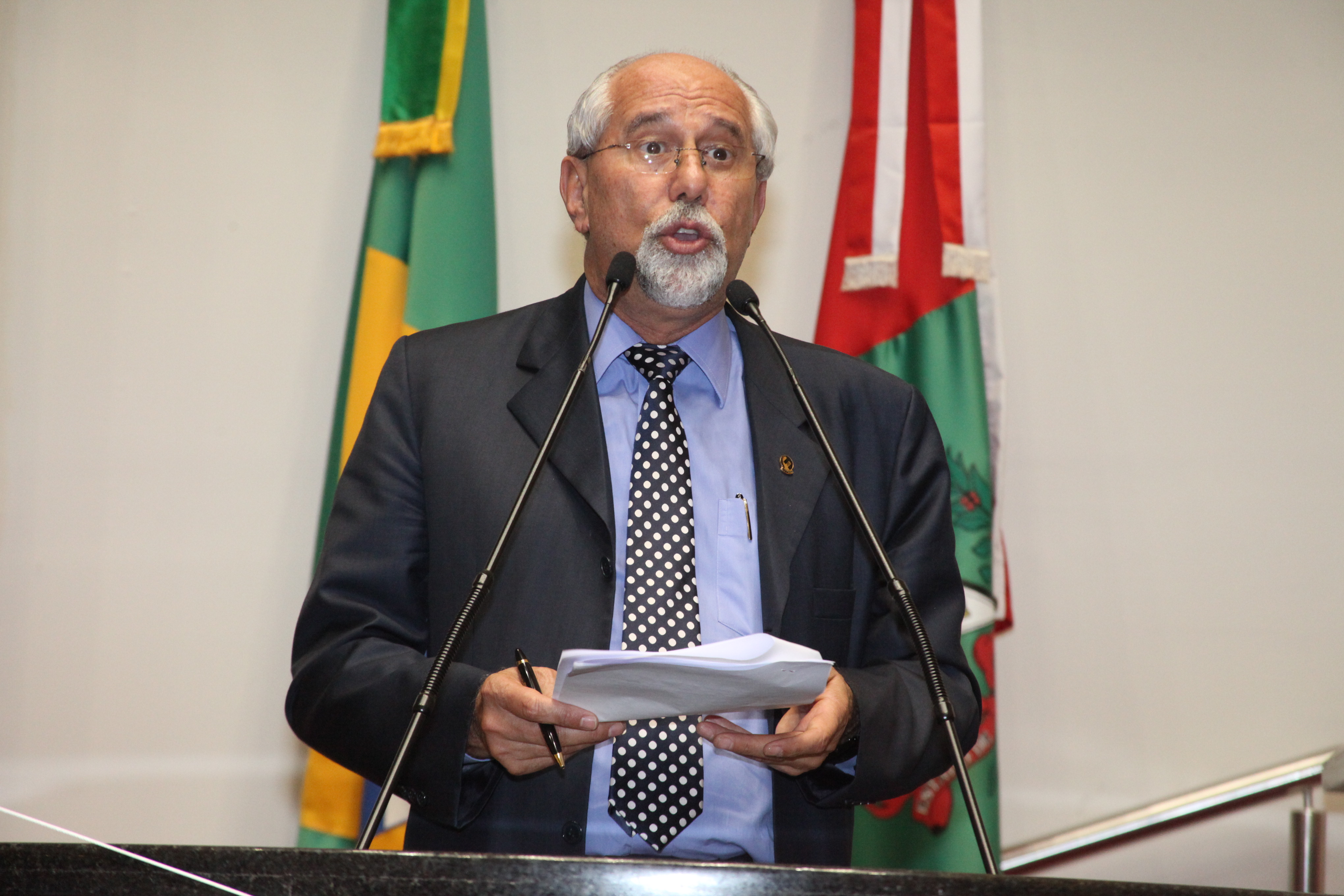Valdir Pietrobom - Presidente da Fenacom. Sessão Especial em homenagem ao SESCON Grande Florianópolis pela passagem dos seus 25 anos. Foto: Fábio Queiroz / Agência AL