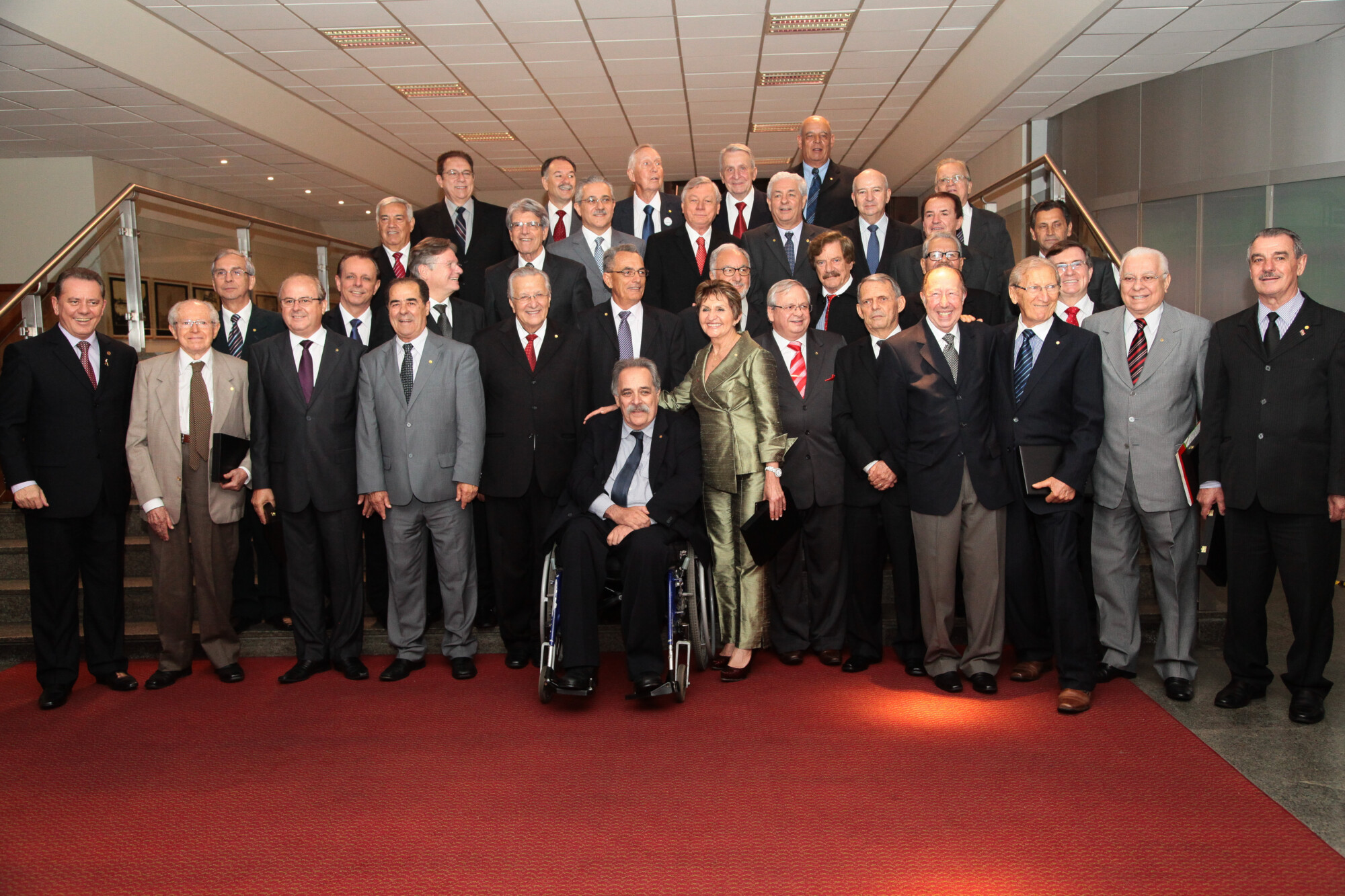 Parlamento homenageia deputados constituintes