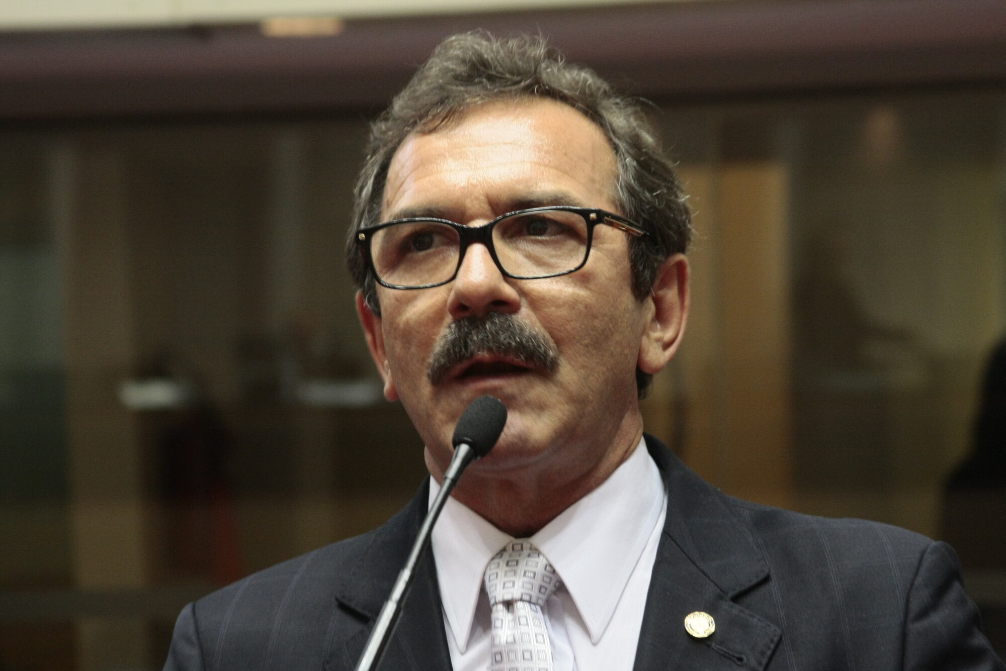 Assembleia discute situação dos menores infratores em Chapecó