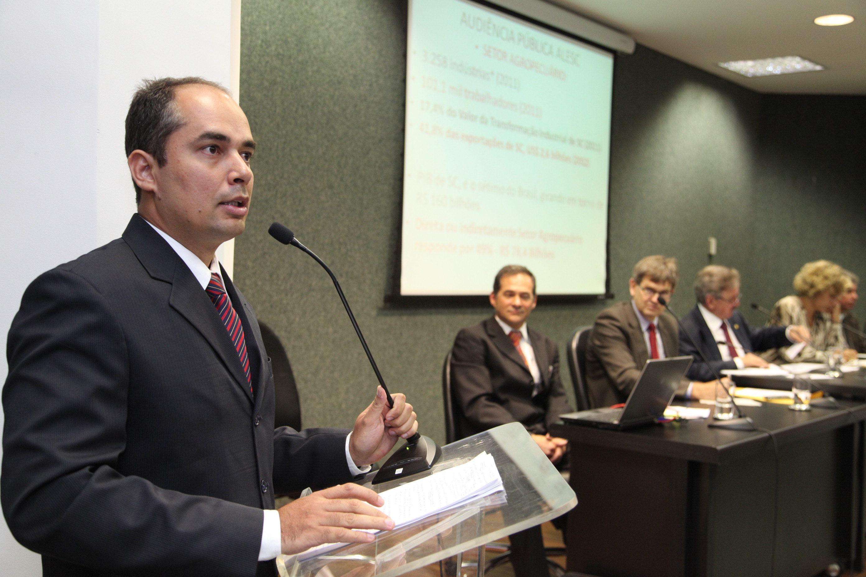 Audiência Pública - Criação do cargo de Fiscal Agropecuário