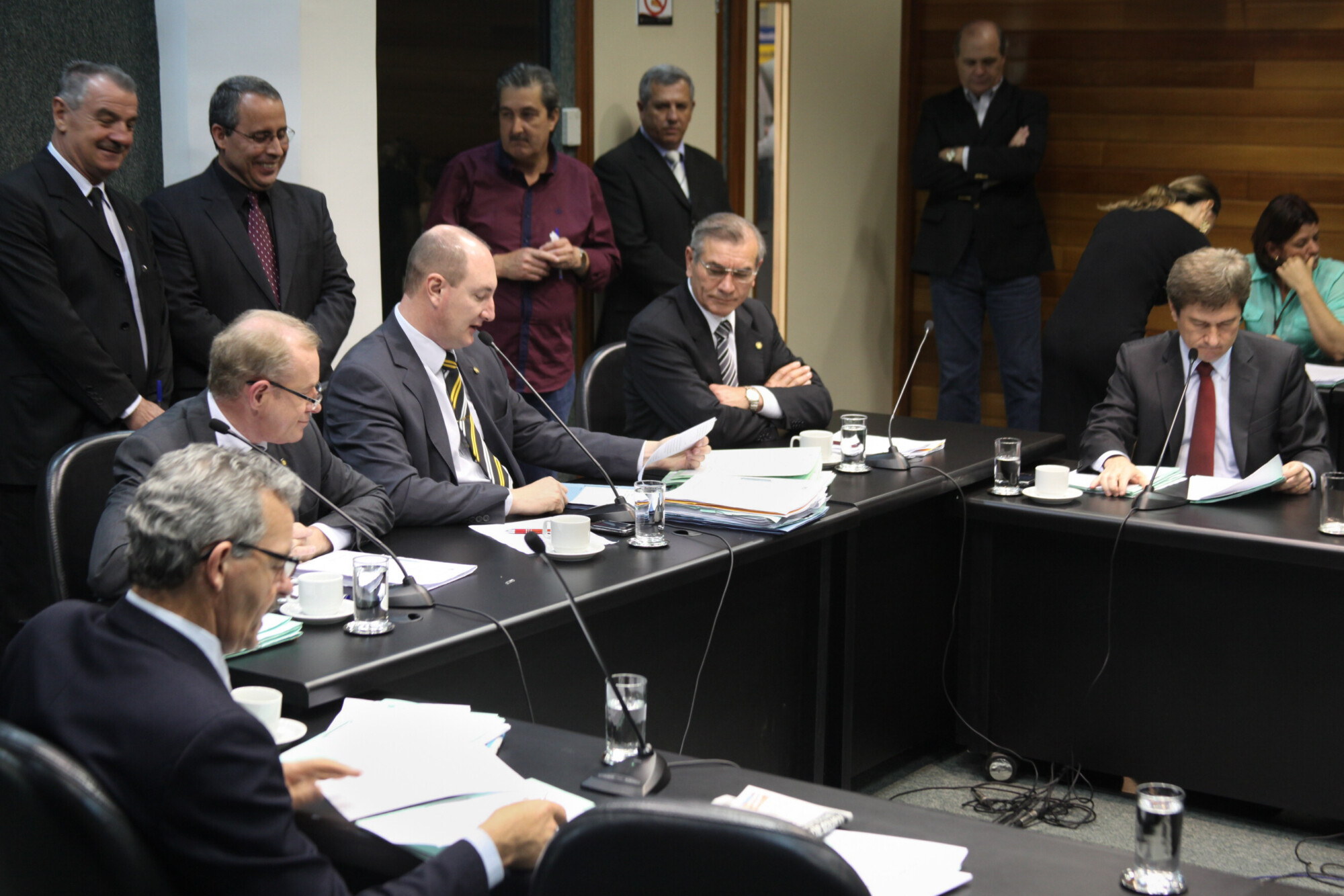 CCJ aprova fim do voto secreto; PEC vai a Plenário nesta quarta