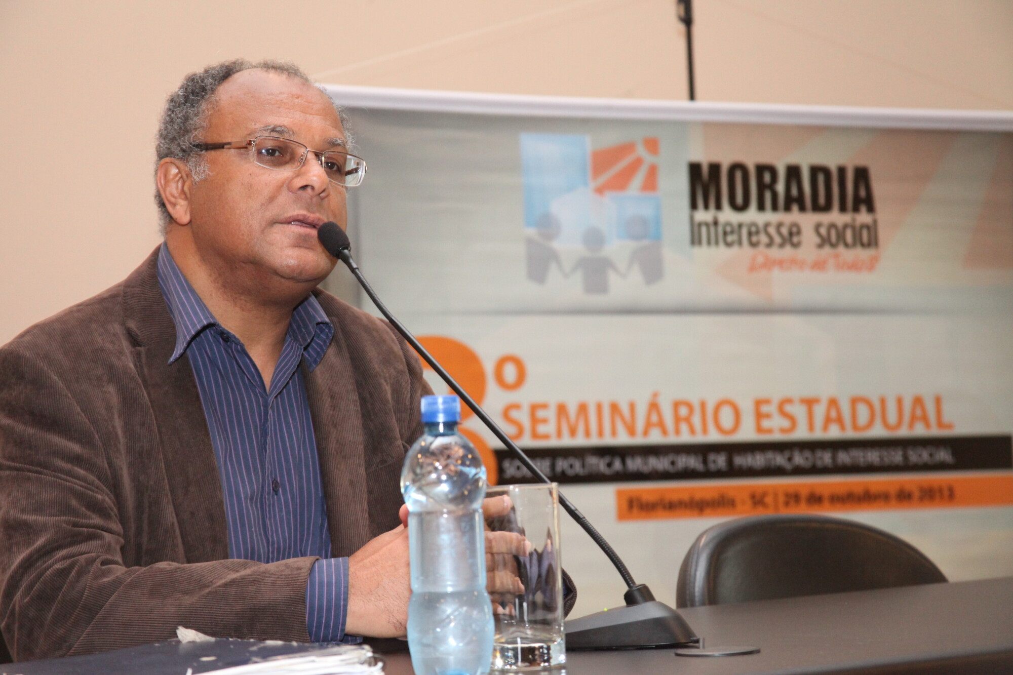 Gestores debatem aplicação das políticas nacionais de habitação