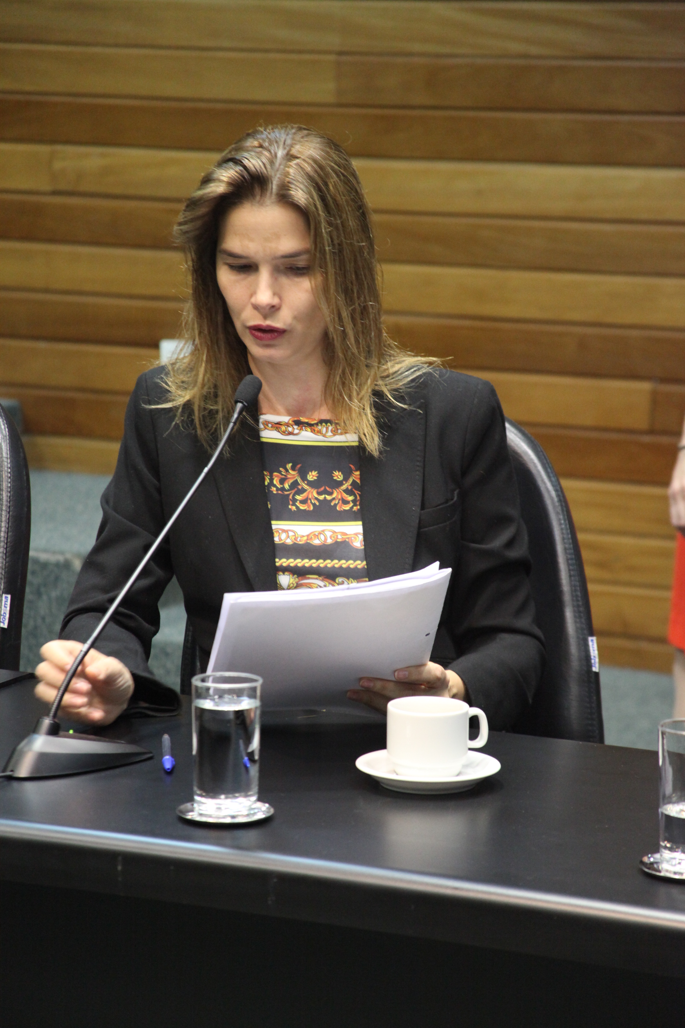 Deputado Angela Albino (PCdoB). Comissão de Finanças e Tributação. Foto: Leonardo Gonçalves / Agência AL