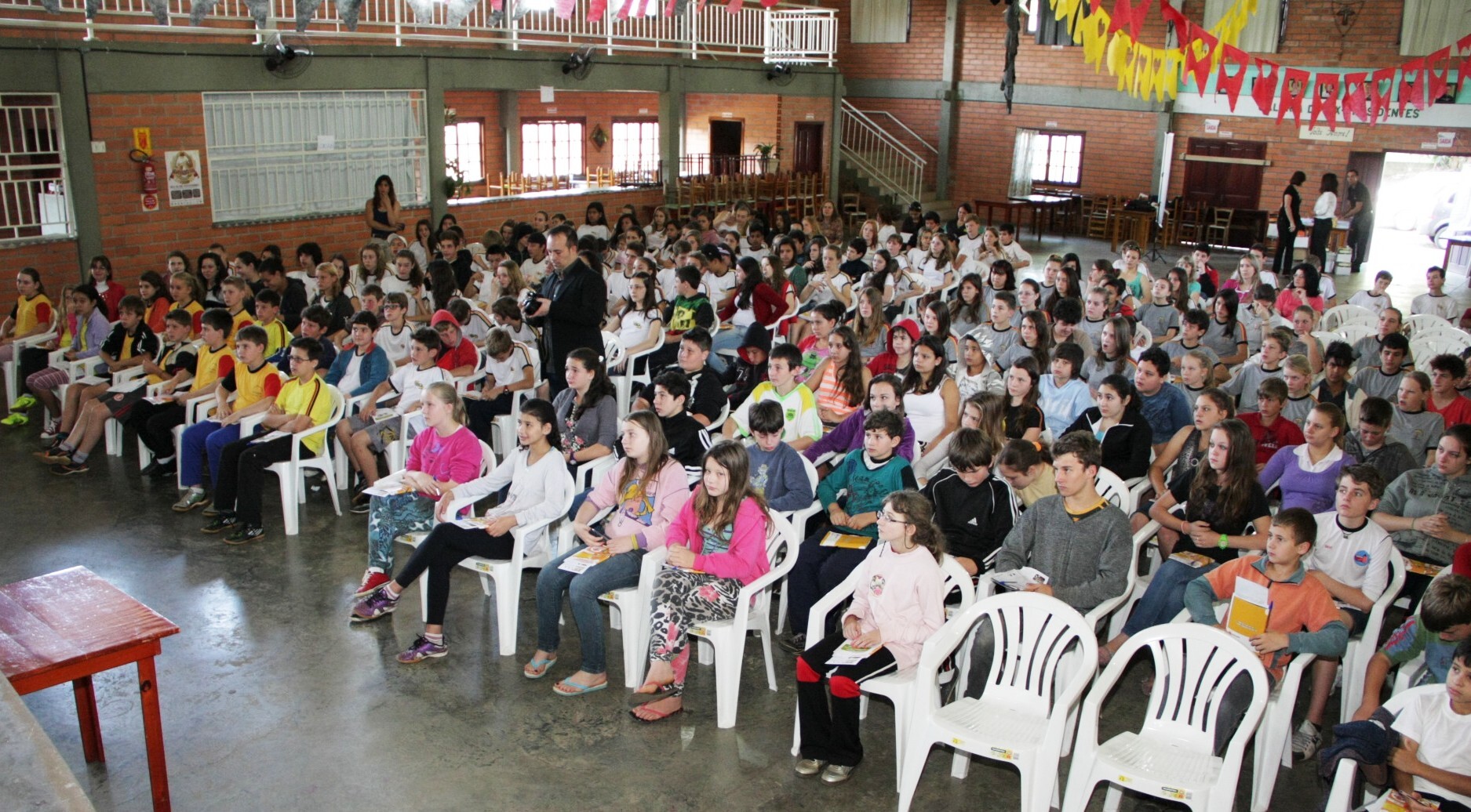 Seminários sobre navegação segura na internet reúnem estudantes no Oeste