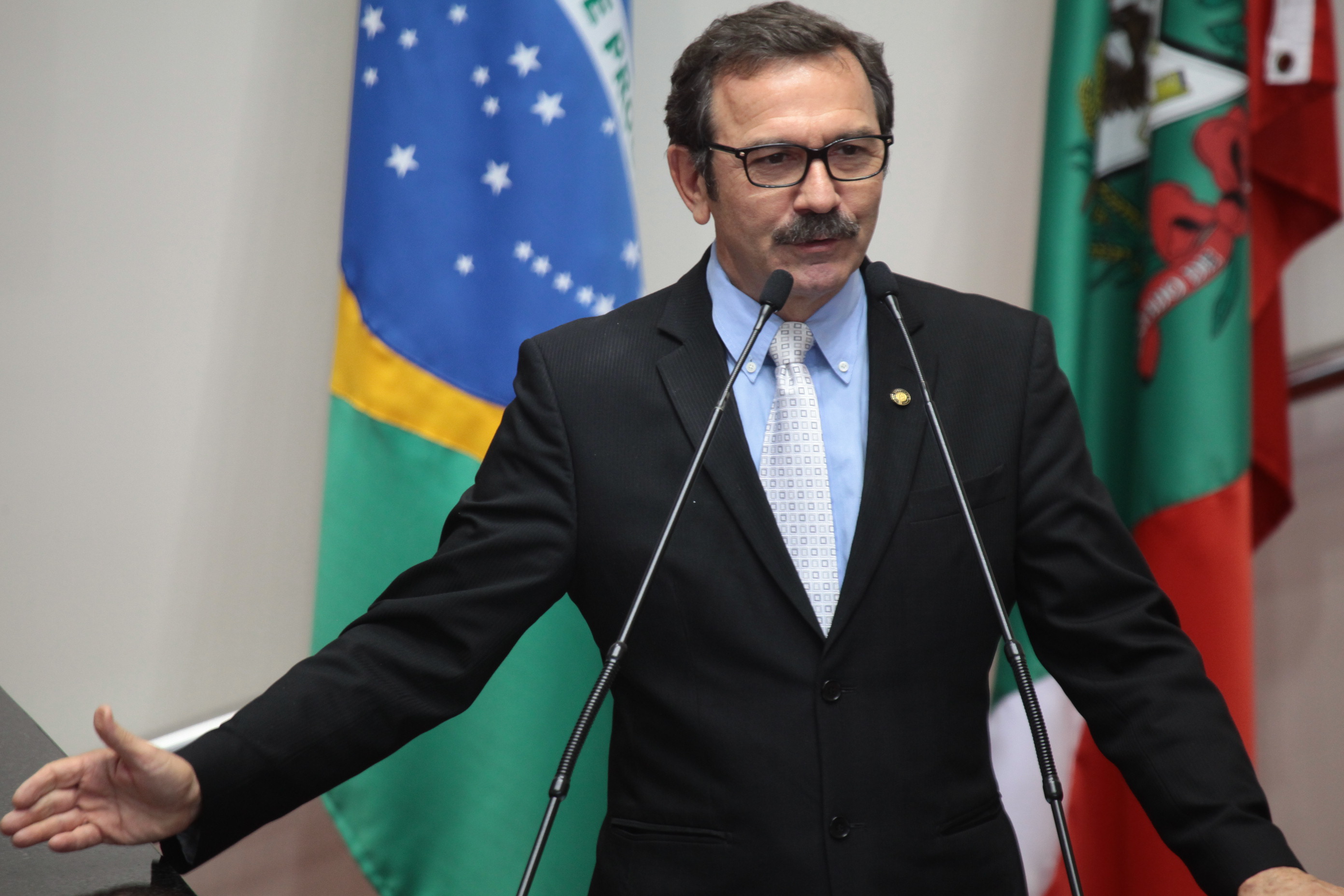 Deputado Serafim Venzon (PSDB). Sessão Ordinária - Plenário Osni Régis. Foto: Miriam Zomer/ Agência AL