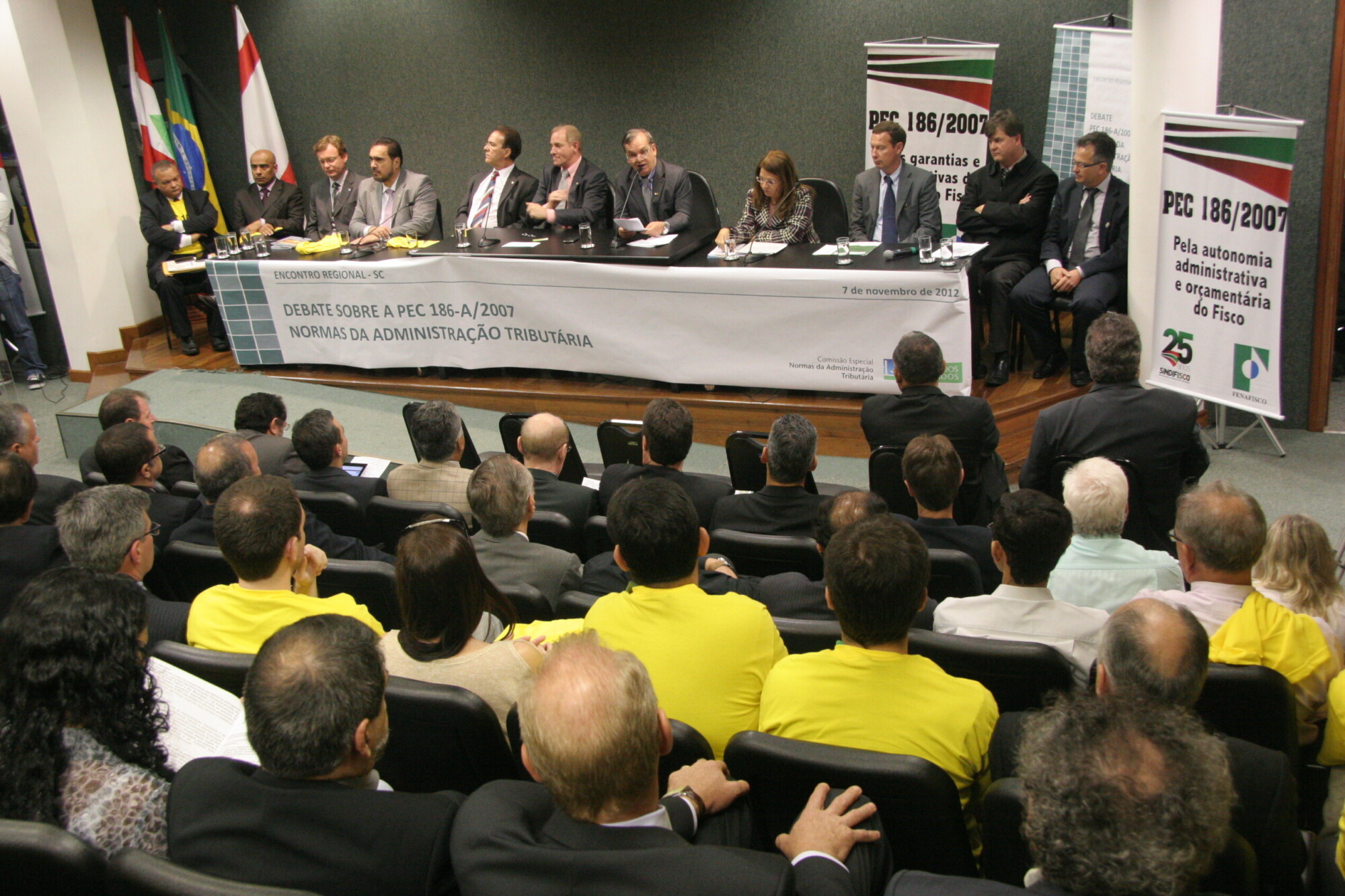 Assembleia sedia debate sobre PEC que trata da administração tributária