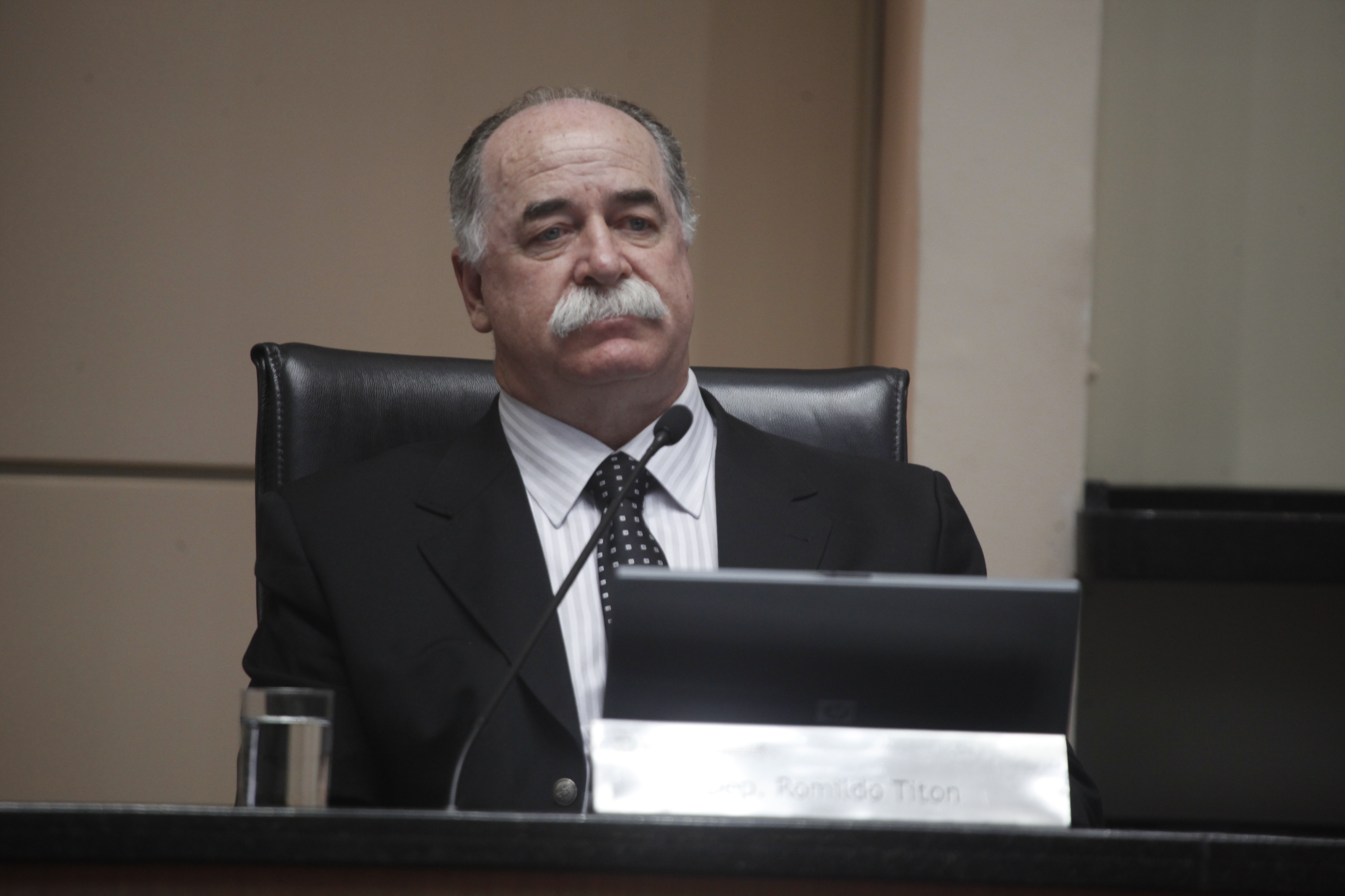 Sessão Ordinária - Deputado: Romildo Titon (PMDB) - Foto: Carlos Kilian/Agencia AL