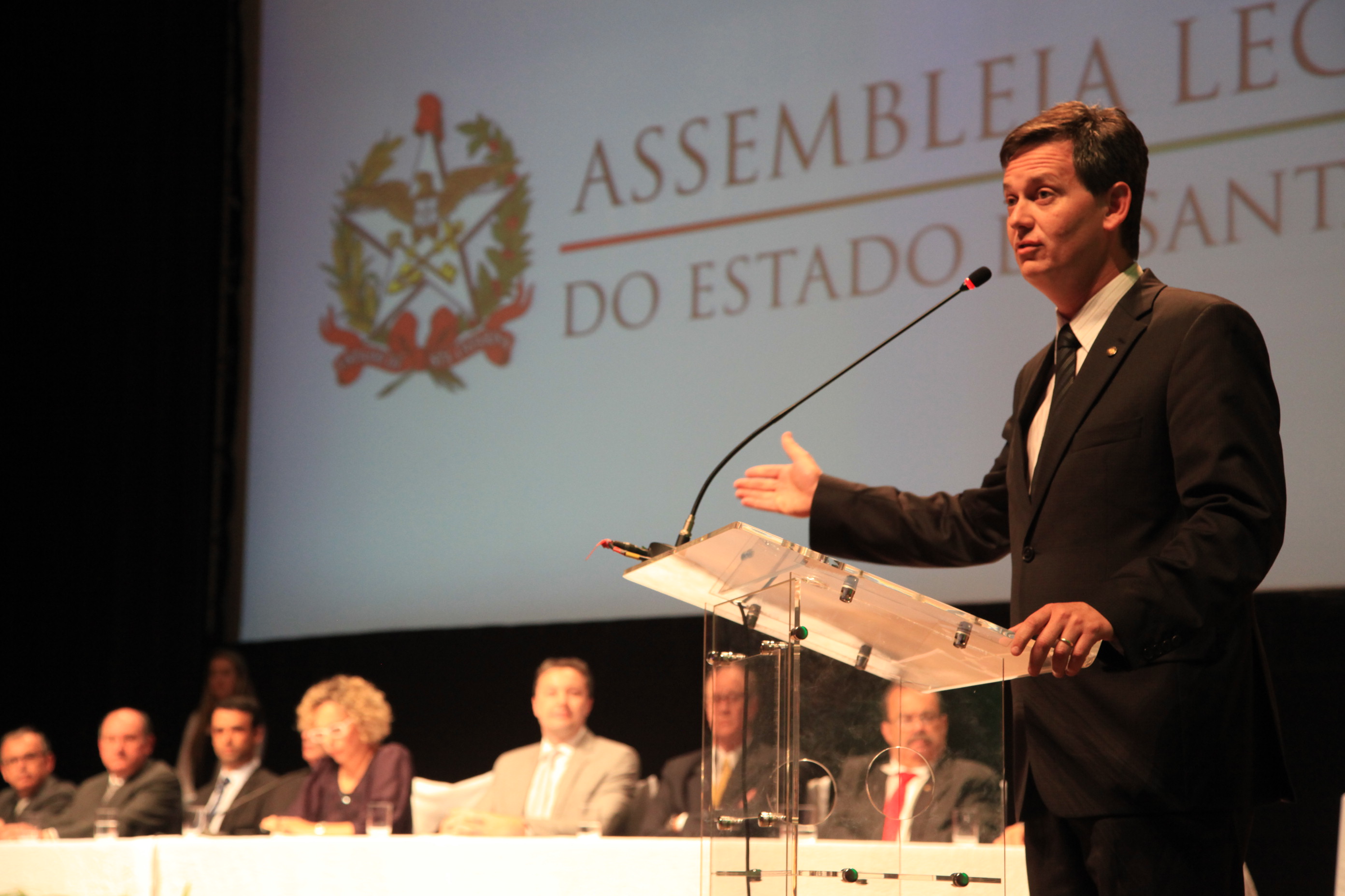 Sessão Solene em homenagem ao Sindicato do Comércio Varejista de Blumenau - SINDILOJAS pela passagem do seu cinquentenário de Fundação. Foto: Miriam Zomer/Agência AL