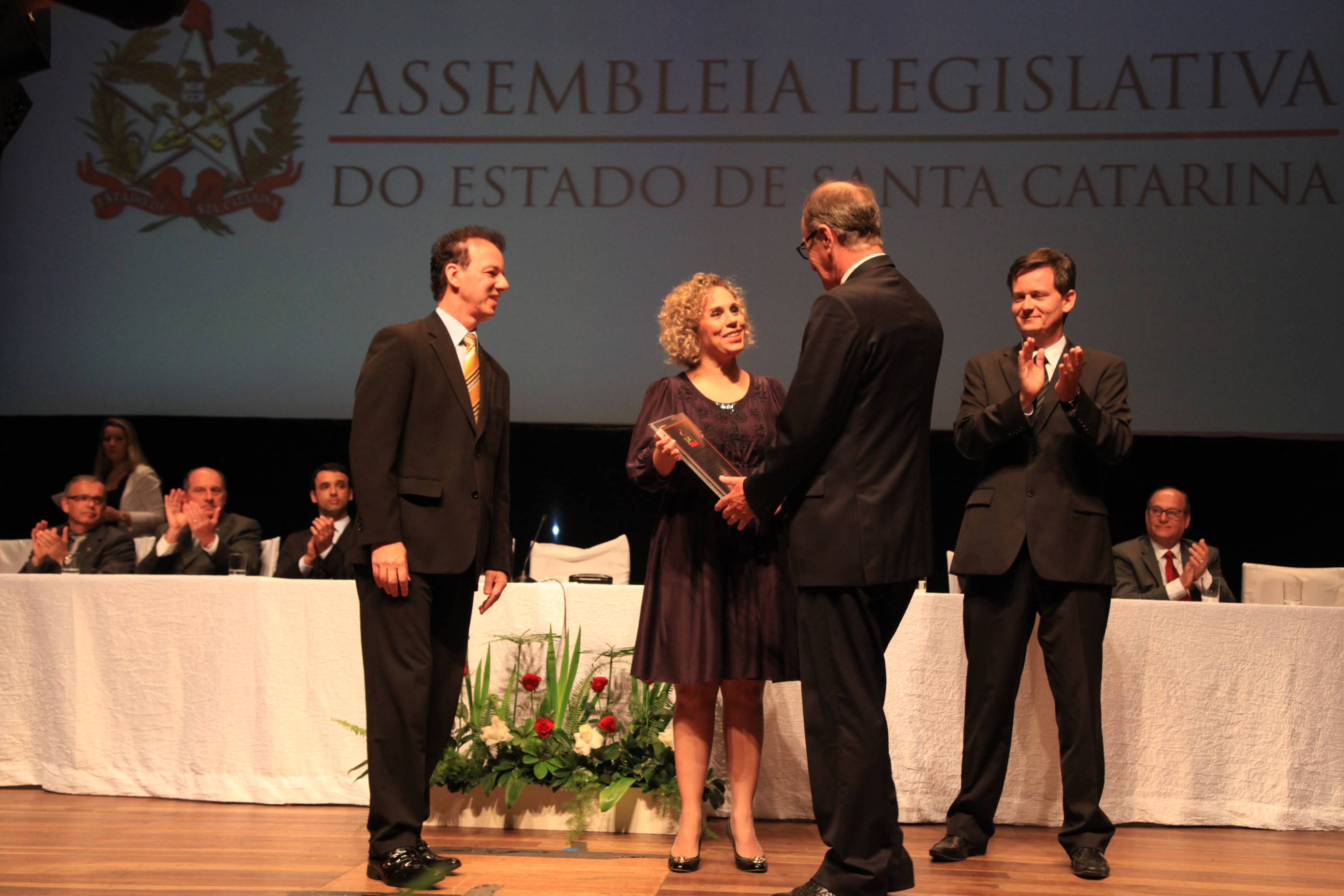 Sessão Solene em homenagem ao Sindicato do Comércio Varejista de Blumenau - SINDILOJAS pela passagem do seu cinquentenário de Fundação. Foto: Miriam Zomer/Agência AL