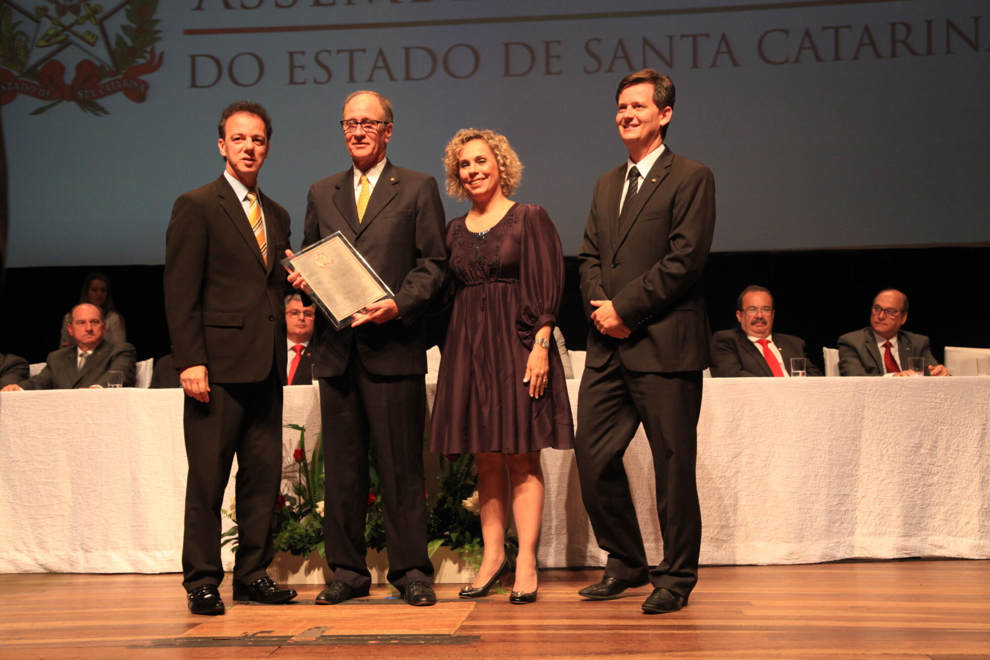 Sessão Solene em homenagem aos 50 anos de fundação do Sindilojas, Sindicato do Comércio Varejista de Blumenau e Região. Foto: Miriam Zomer/Agência AL