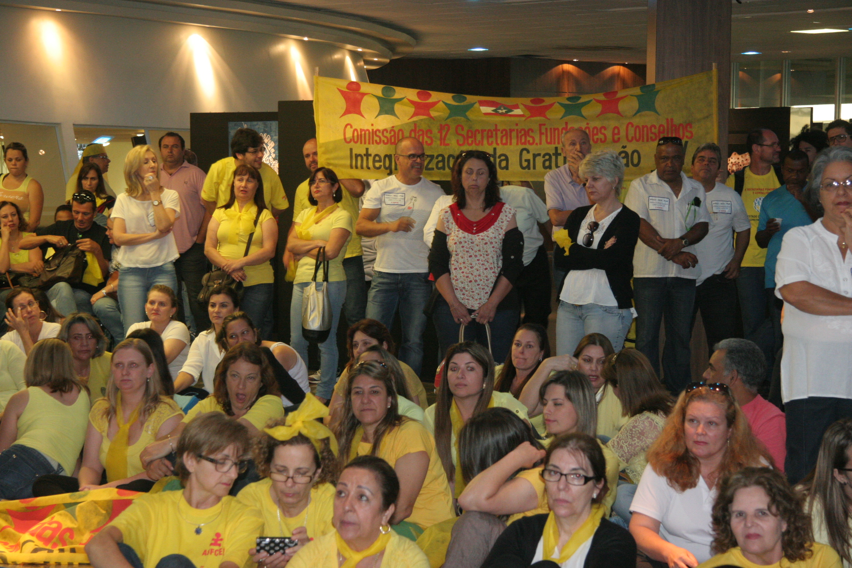 Público – Comissão de Constituição e Justiça