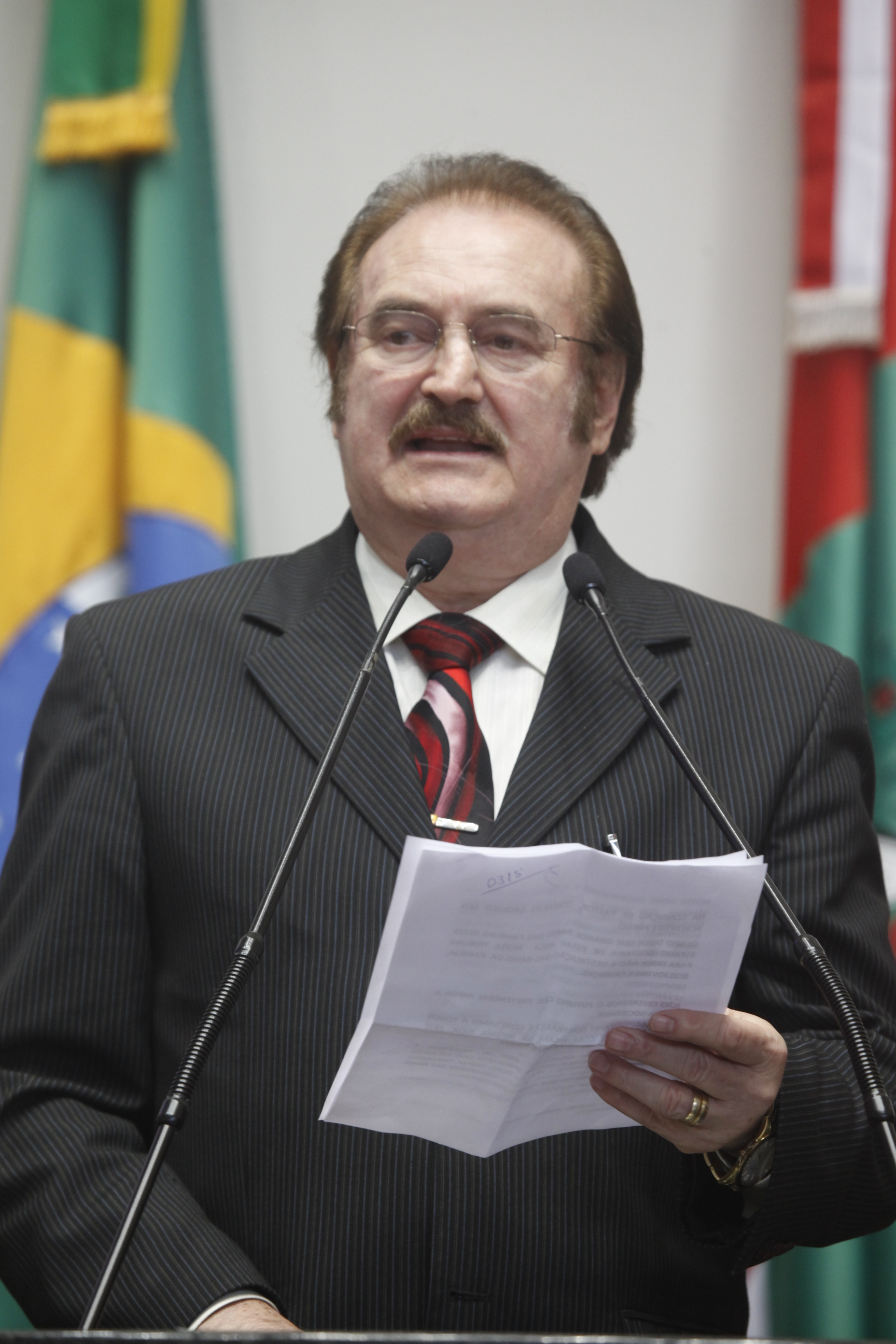 Sessão Ordinária - Plenário Osni Régis. Deputado Narcizo Parisotto (PTB).  Foto: Carlos Kilian/ Agência AL
