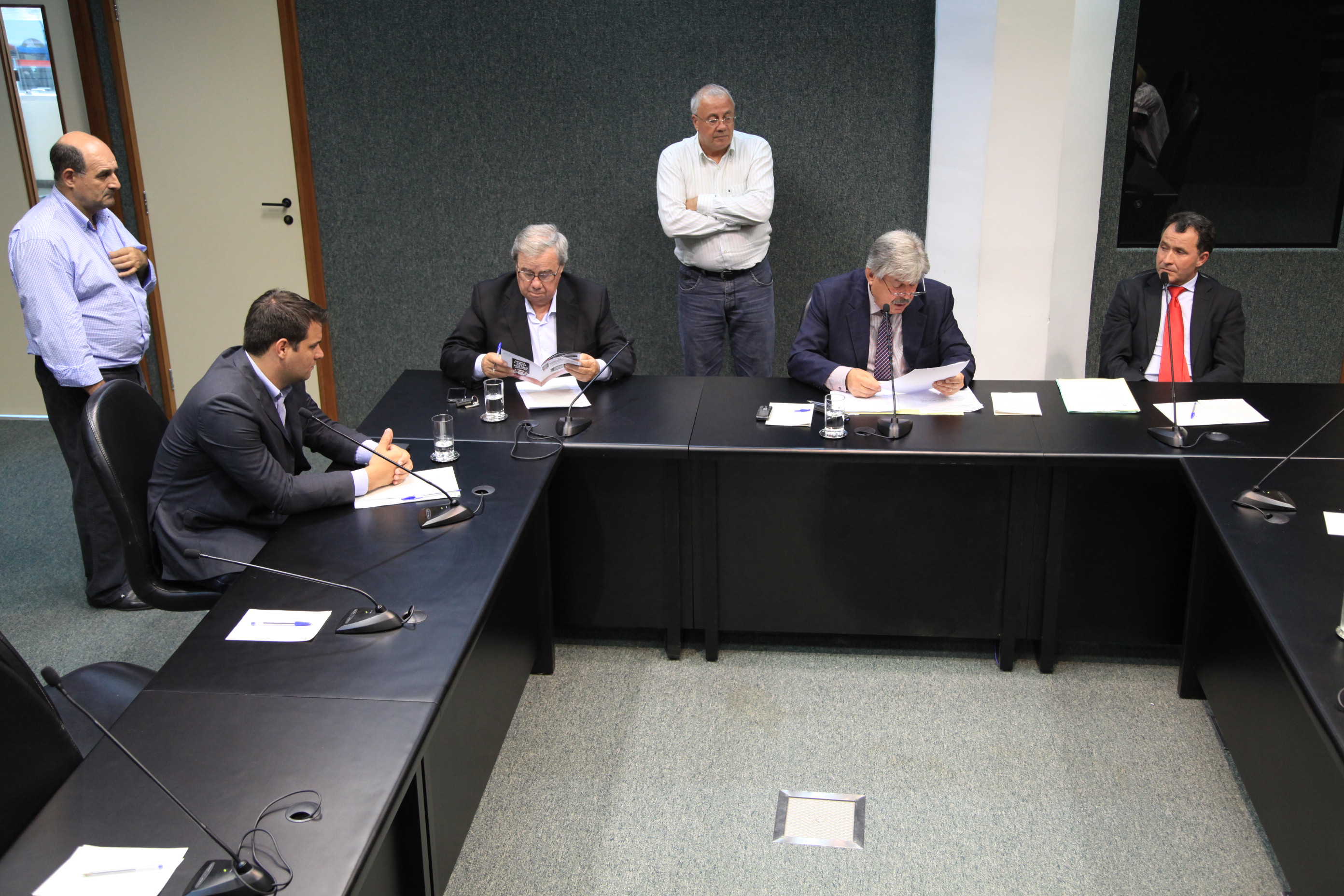 Reunião da Comissão de Transportes e Desenvolvimento Urbano. Foto: Miriam Zomer/ Agência AL