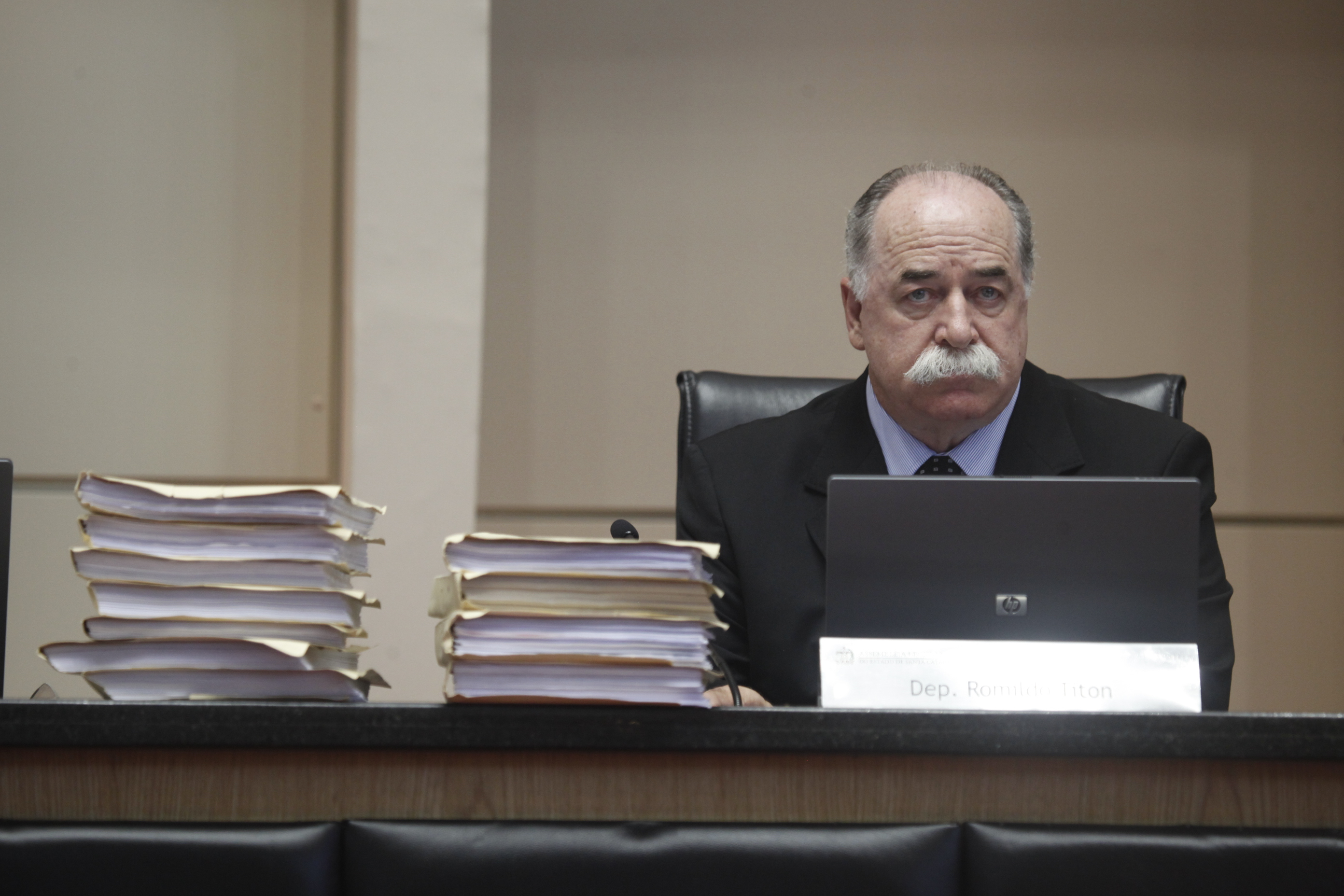 Sessão Ordinária - Plenário Osni Régis. Deputado Romildo Titon (PMDB)  Foto: Carlos Kilian/ Agência AL