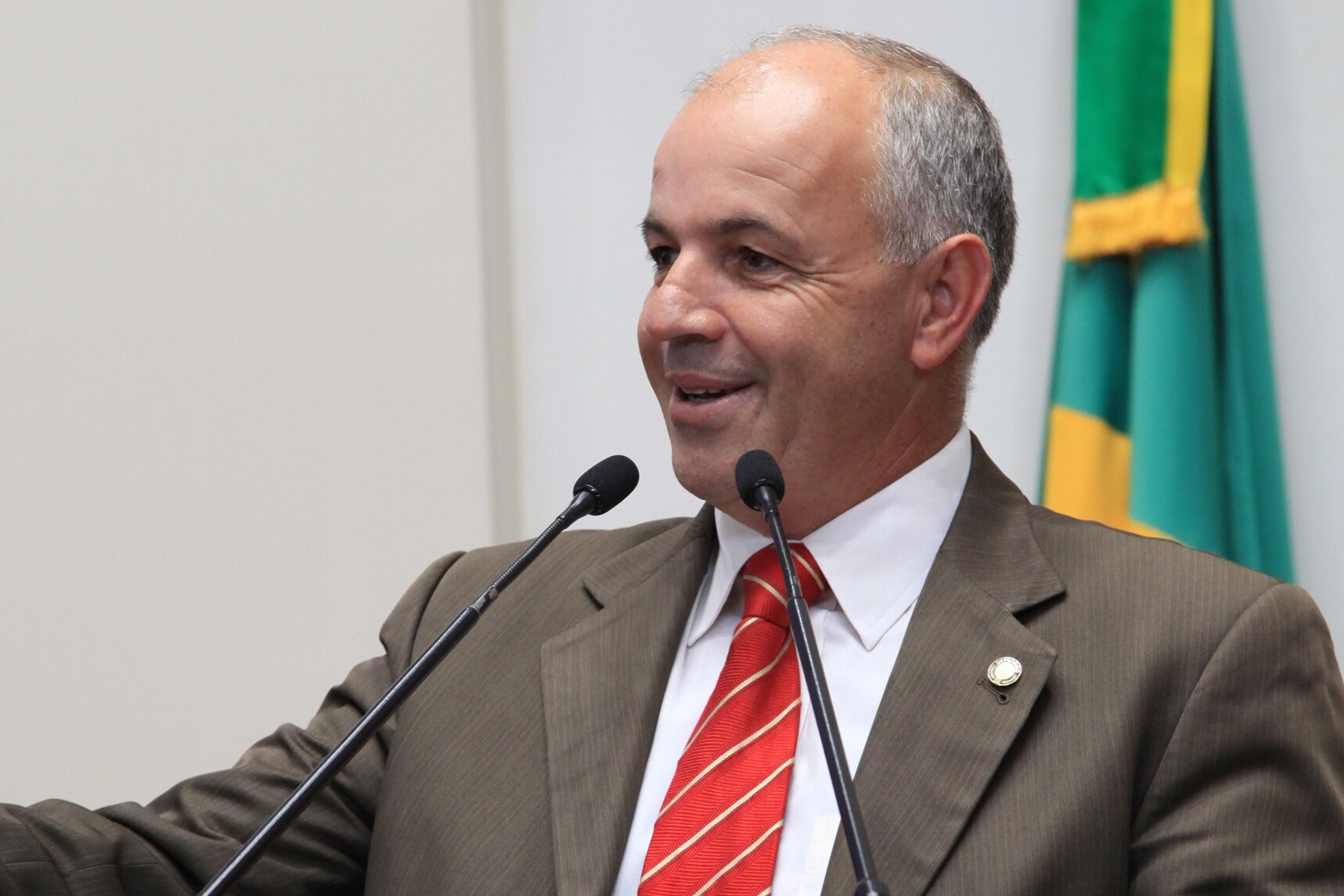 Redução de repasses do governo do estado a órgãos públicos é debatida em Plenário