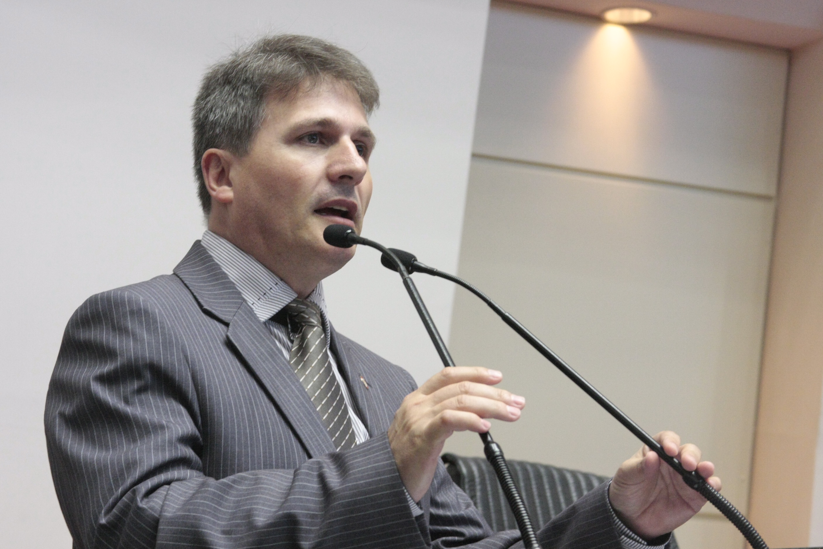 Deputado Altair Silva (PP). Sessão Ordinária. Foto: Fábio Queiroz / Agência AL