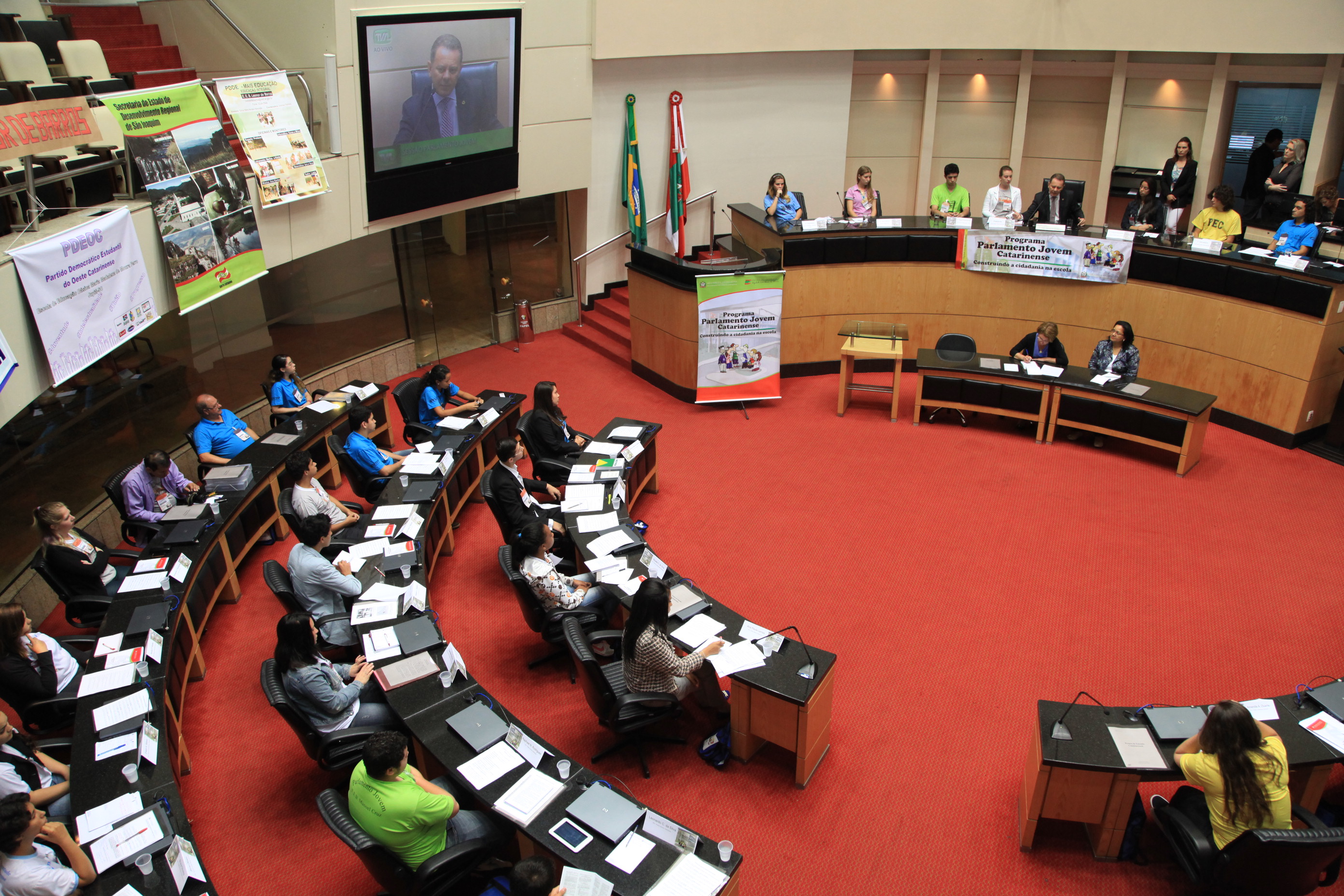 16ª Edição do Programa Parlamento Jovem Catarinense - Plenário Osni Régis. Foto: Miriam Zomer/Agência AL