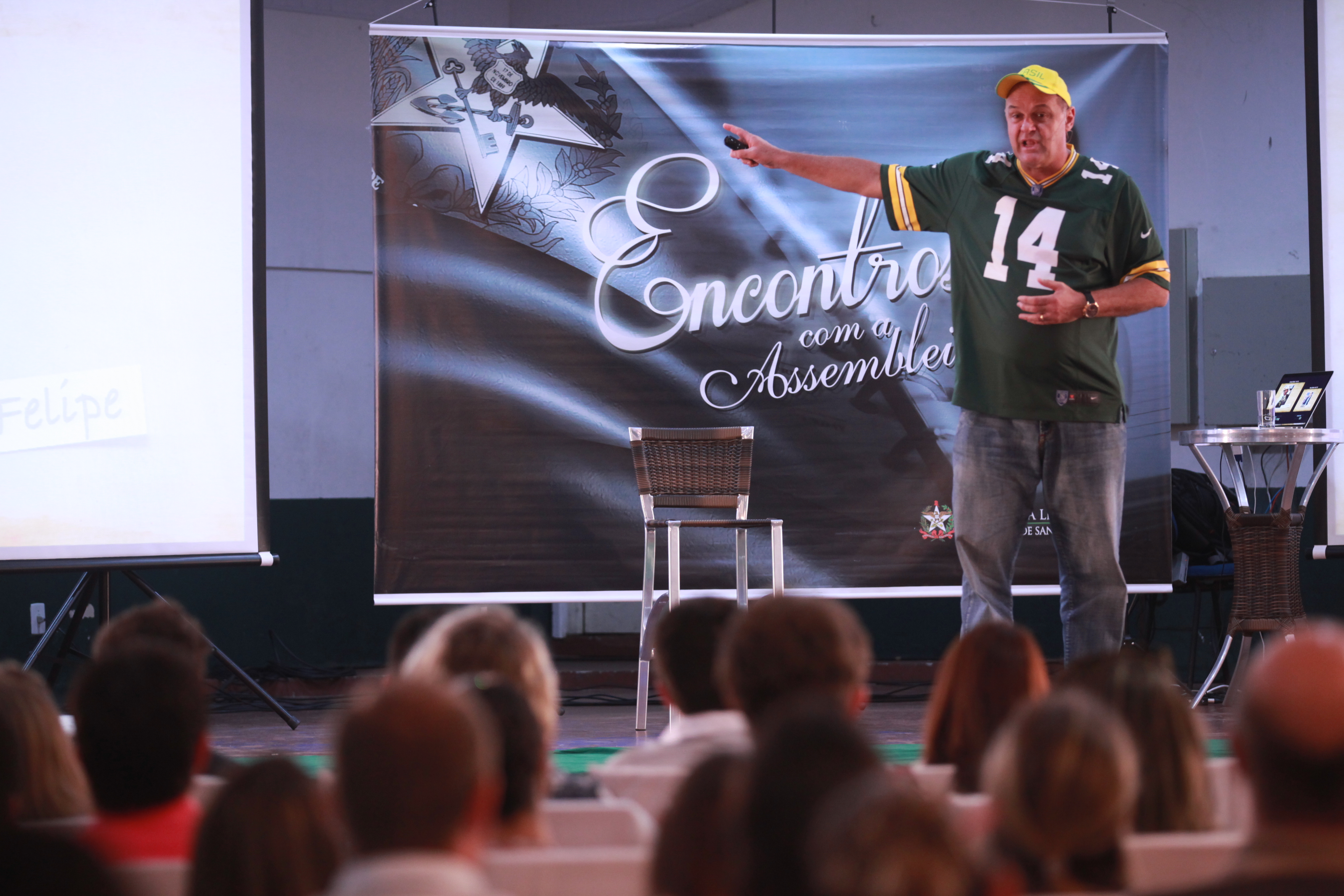 Palestra com Oscar Schmidt em Araranguá