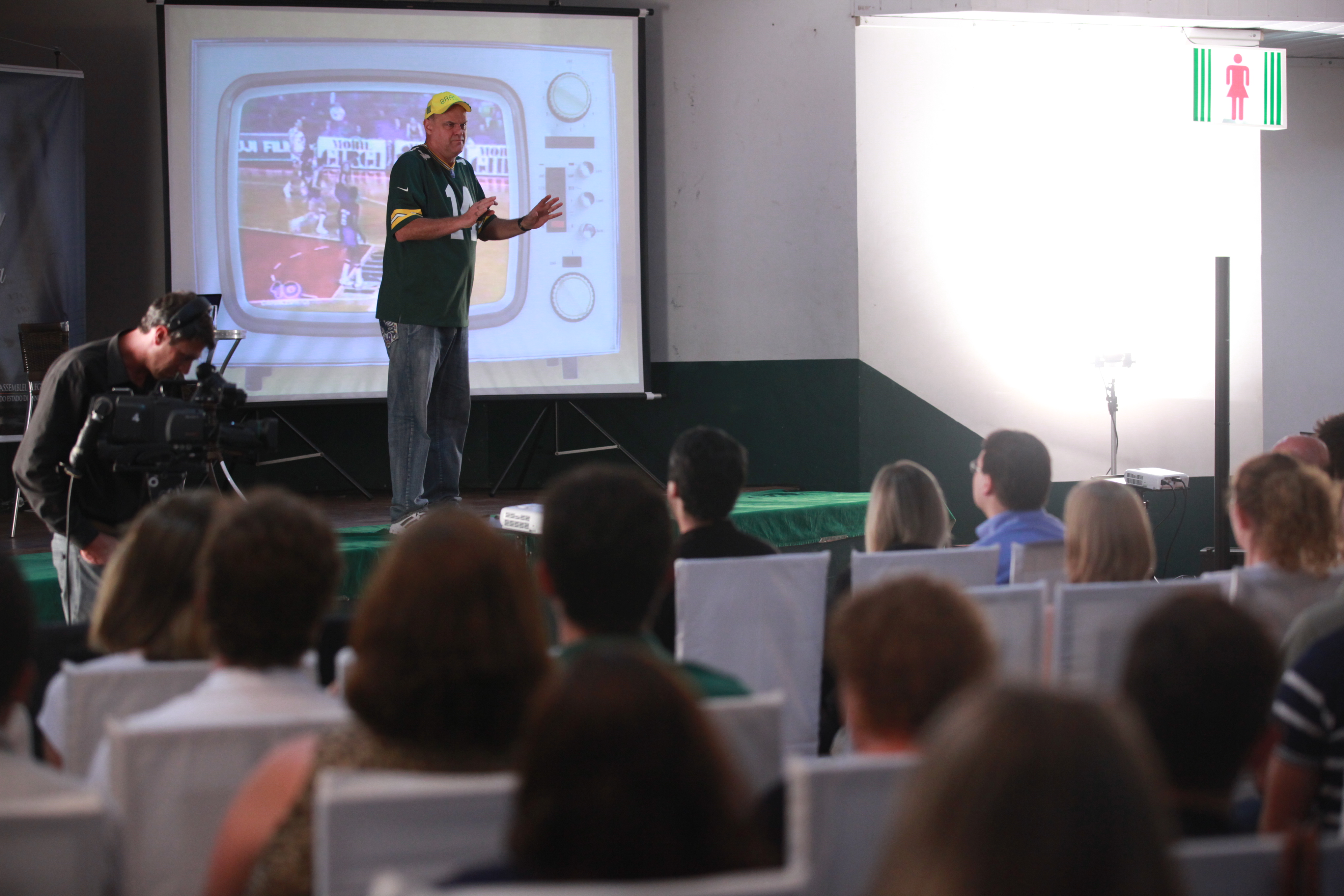 Palestra com Oscar Schmidt em Araranguá. Fotos: Miriam Zomer/Agência AL