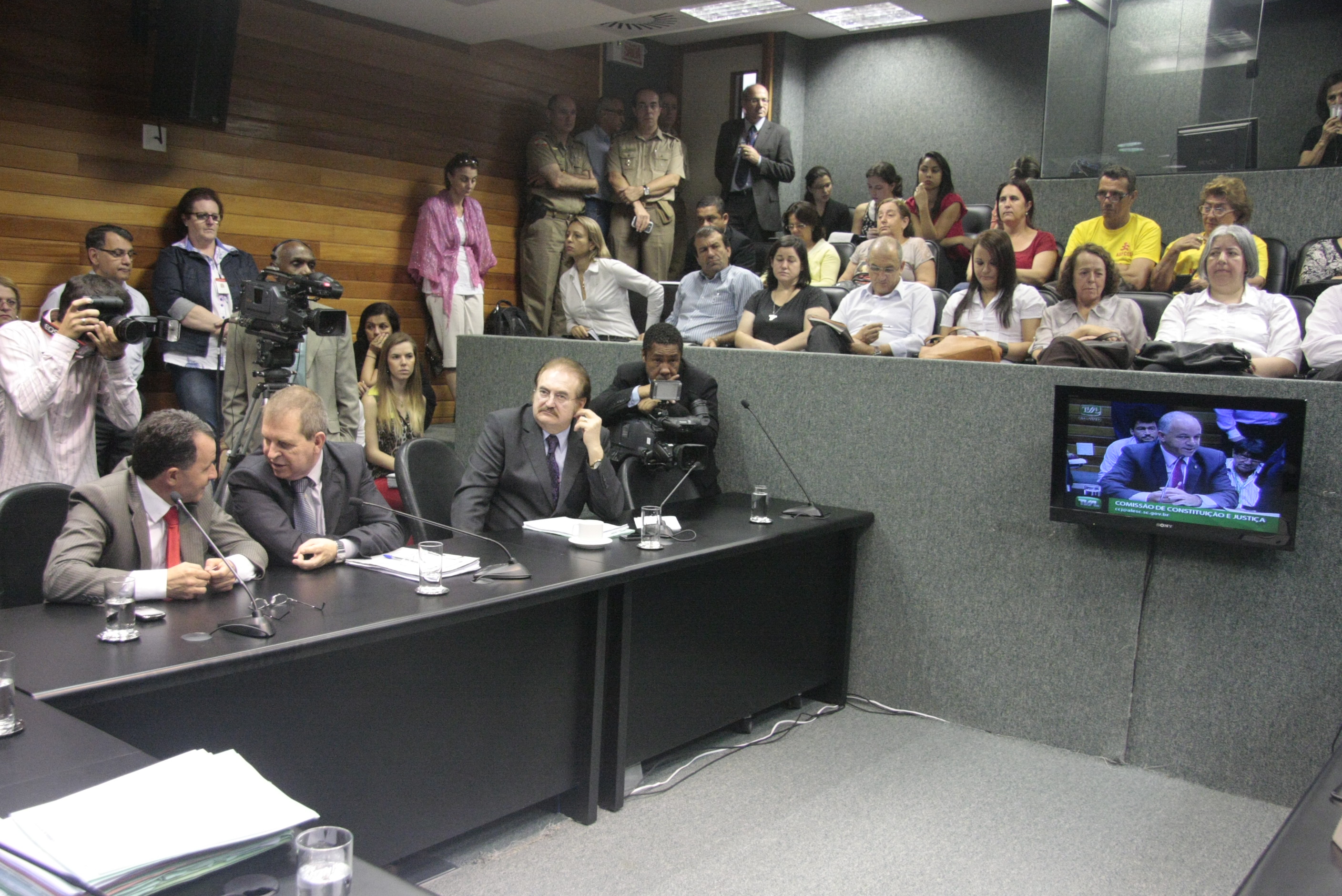 Reunião da Comissão de Constituição e Justiça. Foto: Fábio Queiroz / Agência AL