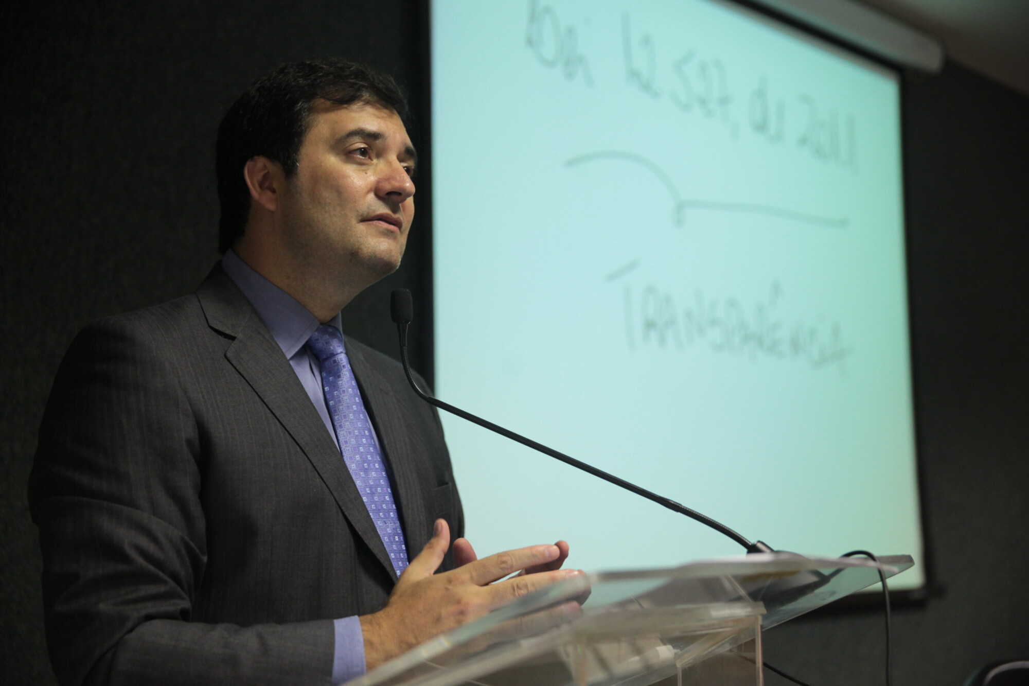Legislativo do Noroeste catarinense participa de seminário em Florianópolis