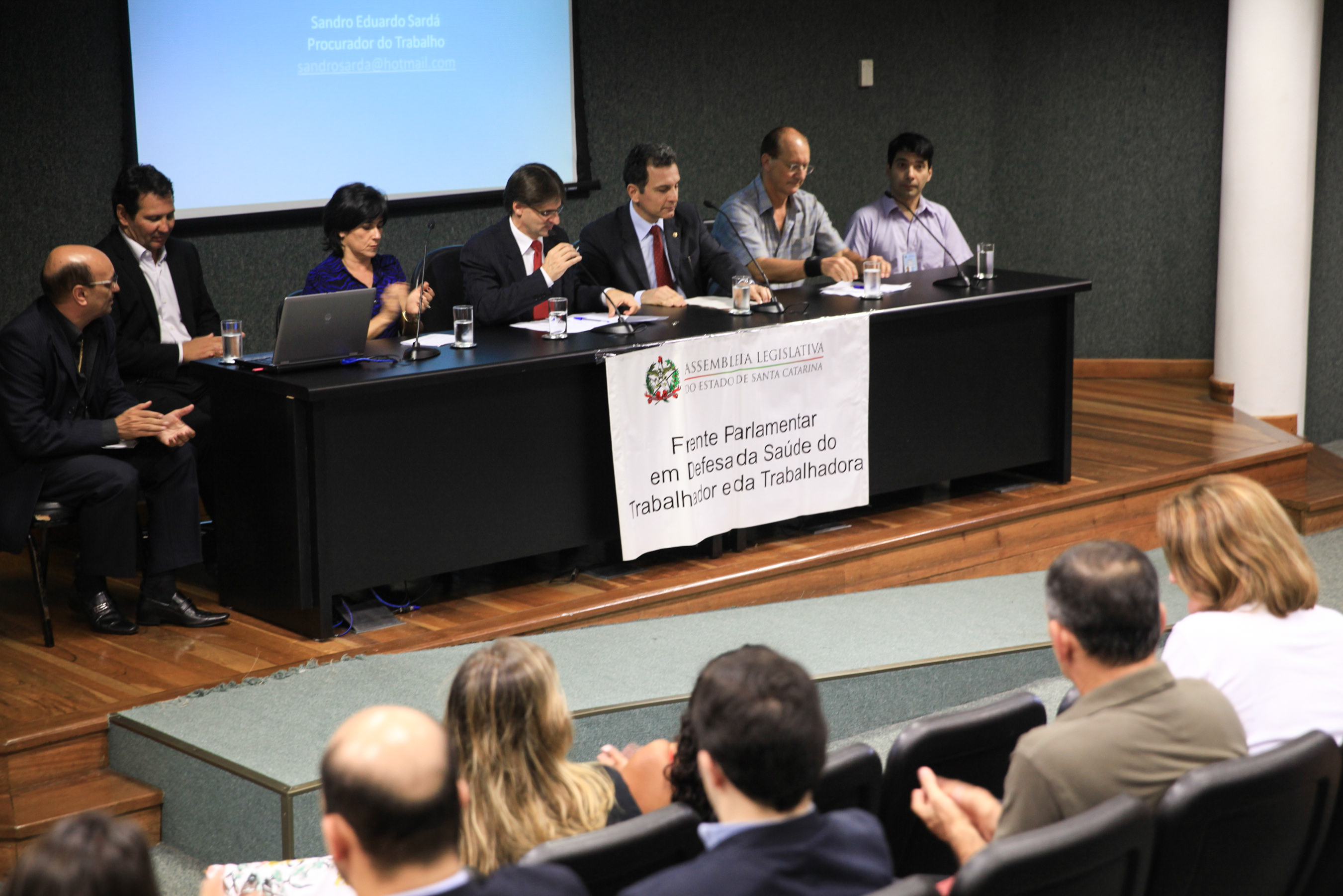 Frente Parlamentar em Defesa da Saúde do Trabalhador.