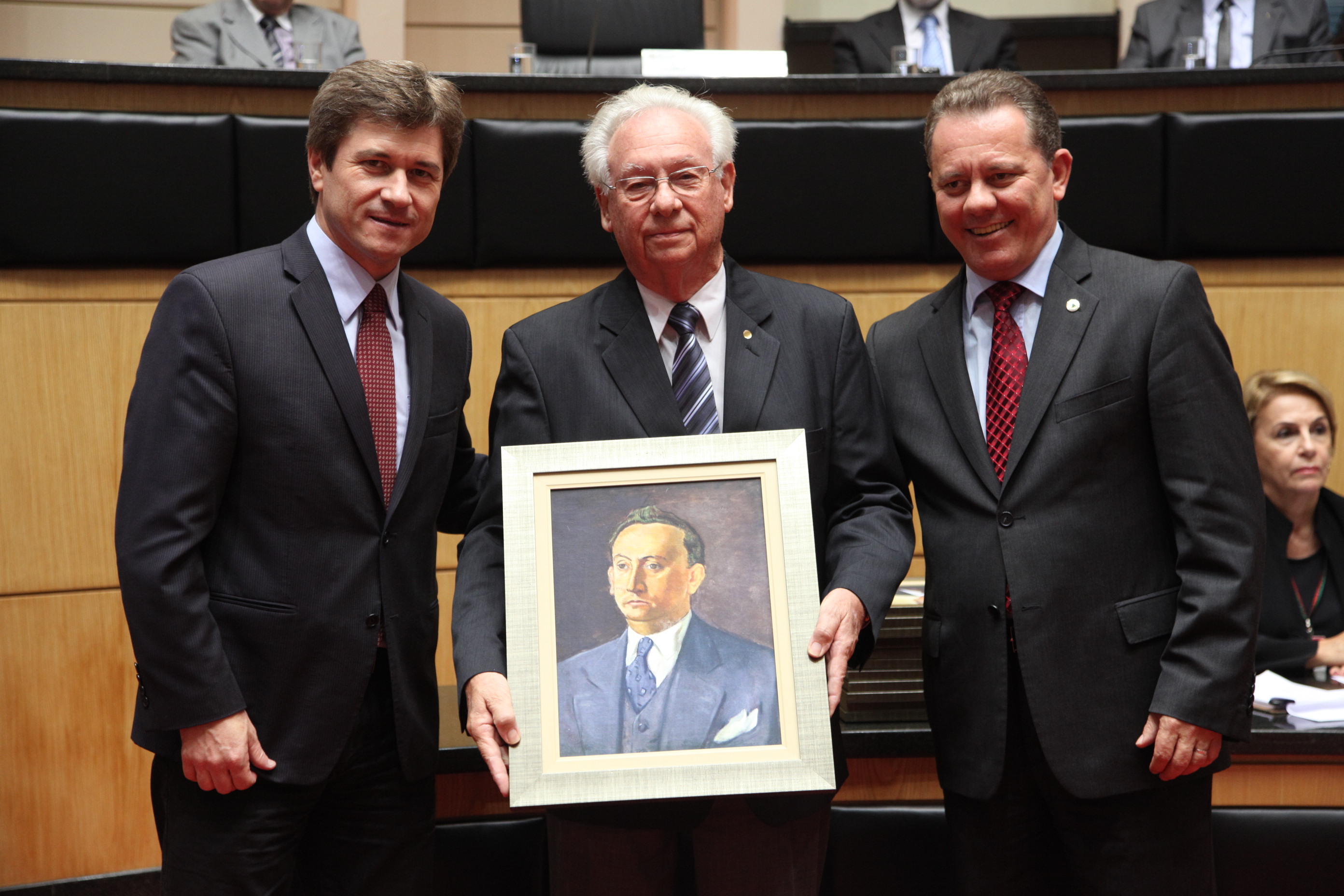 Adilson Amaro Alves recebe homenagem de seu pai, deputado BRAZ JOAQUIM ALVES – Presidente na 3ª Legislatura – 1955 e 1959 e 4ª Legislatura – 1960 in memoriam