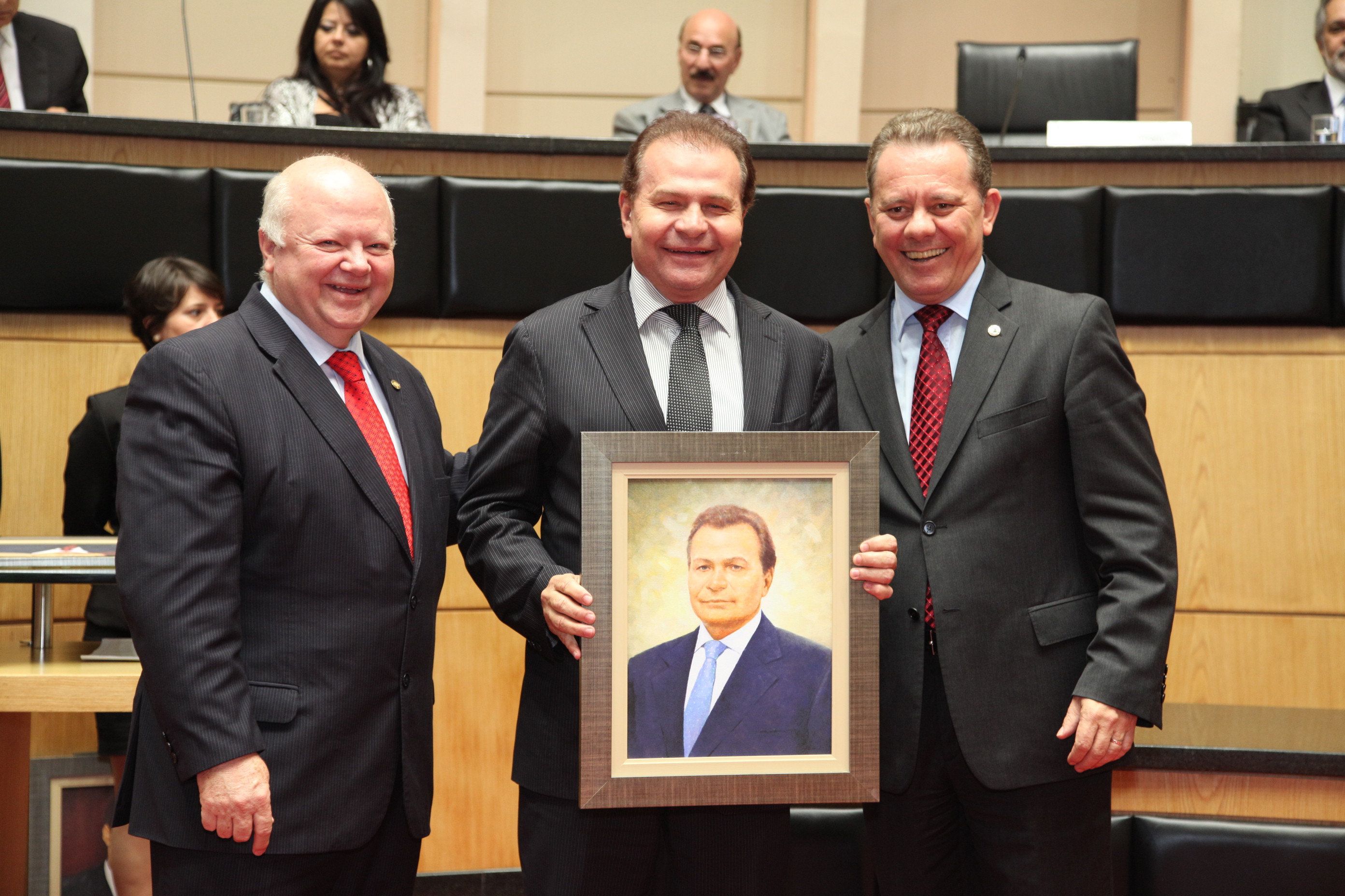 Deputado GILMAR KNAESEL recebe homenagem como Presidente na 14ª Legislatura – 1999/2000